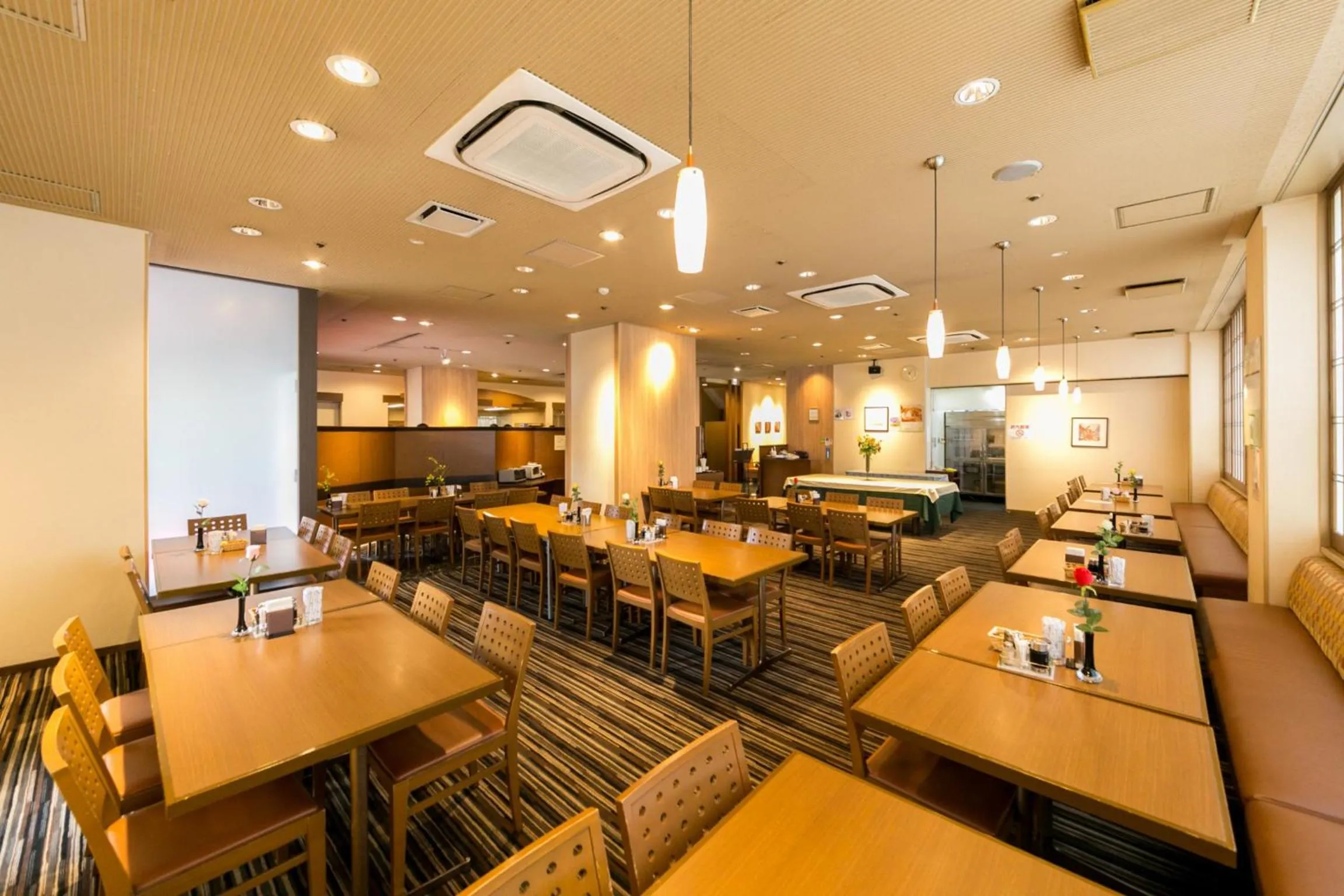 Restaurant/places to eat in Pearl Hotel Ryogoku