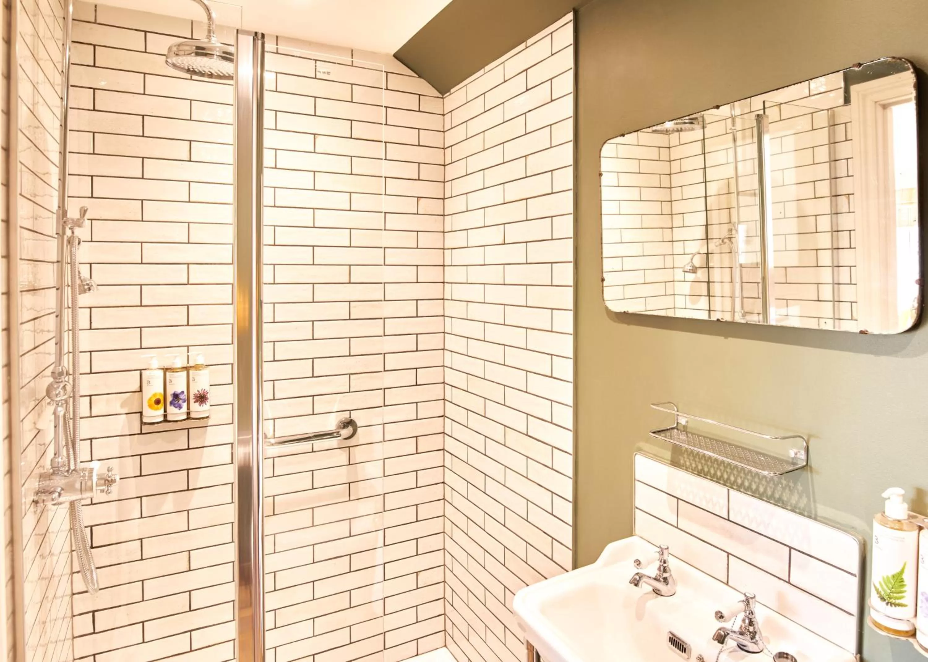 Bathroom in The Old Ferry Inn