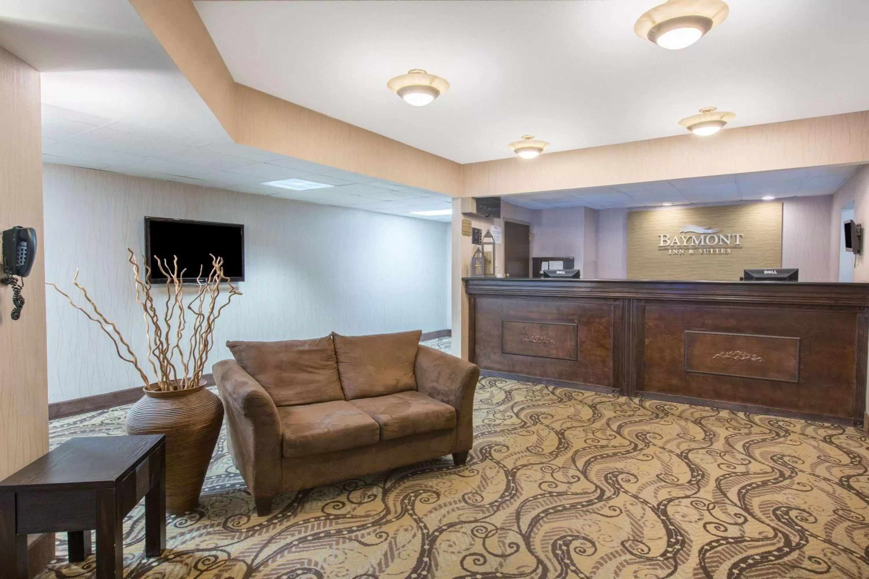 Lobby or reception in Baymont by Wyndham Bartonsville Poconos