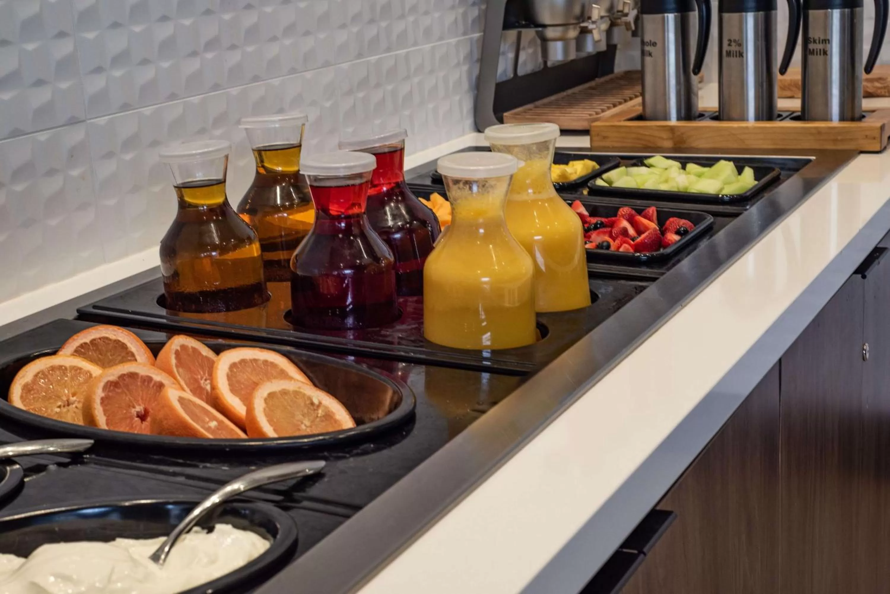 Restaurant/places to eat in Hilton Garden Inn Dallas At Hurst Conference Center