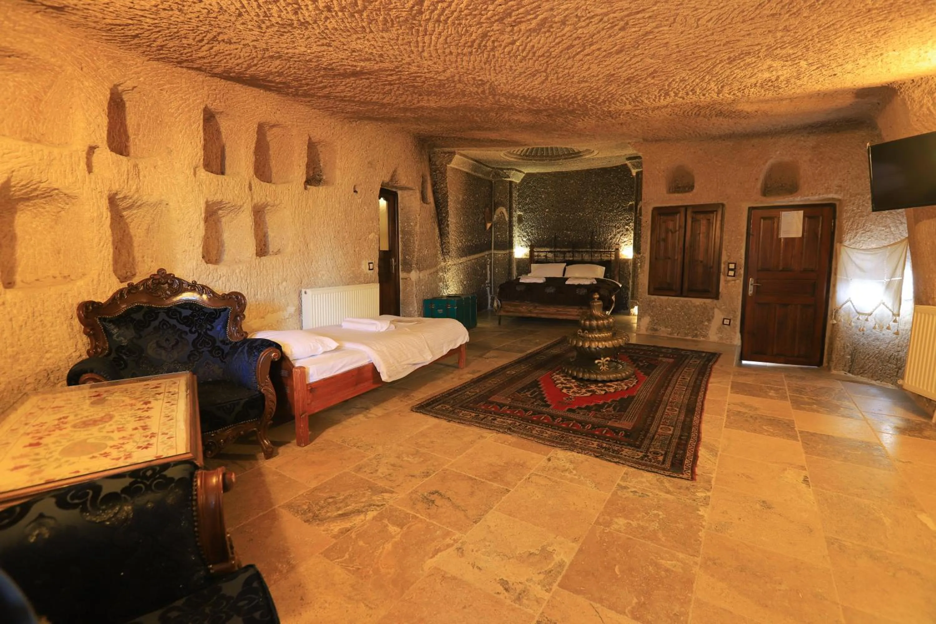 Massage in Antique Terrace Cave Suites