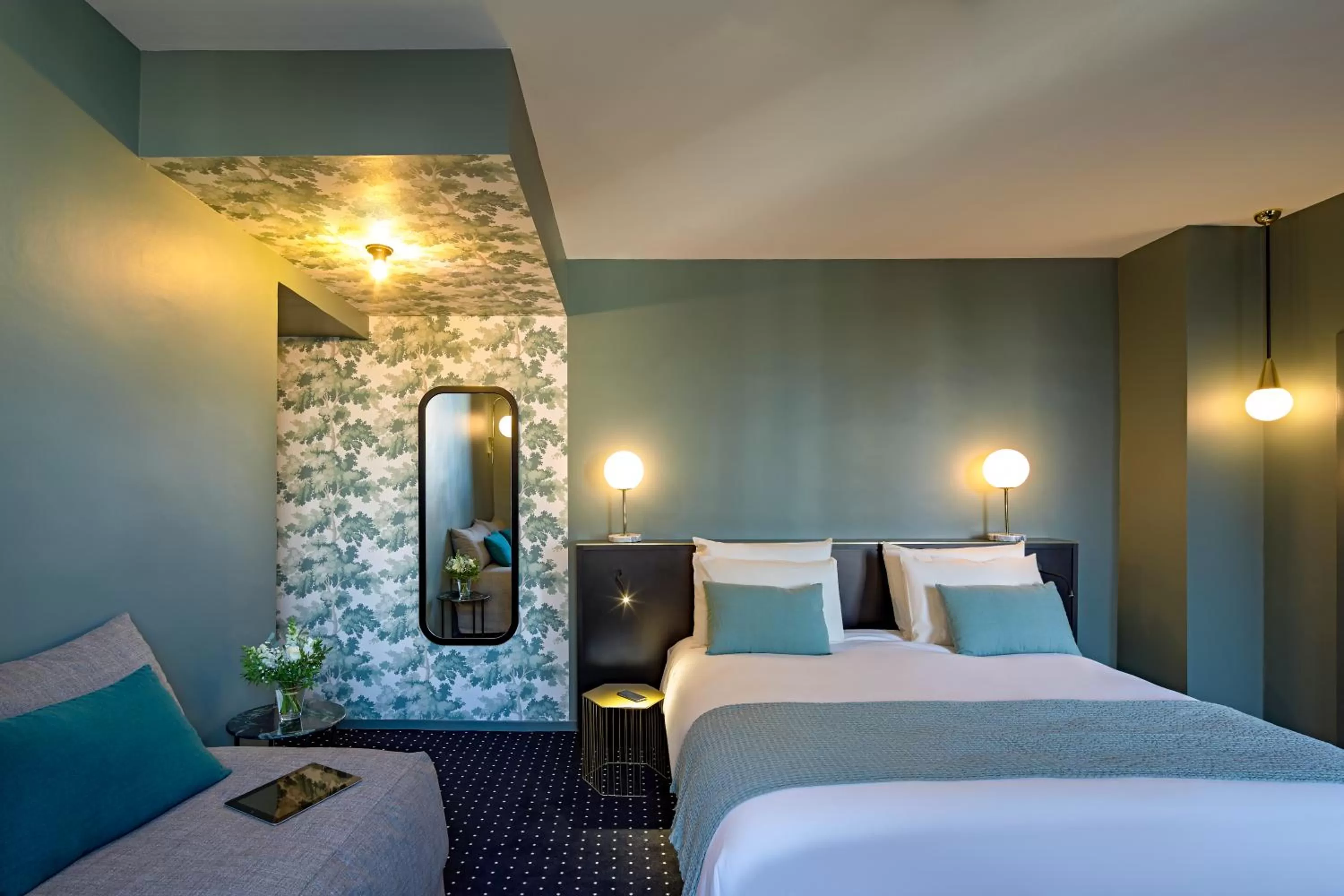 Superior Double Room with Sofa in Mercure Nantes Centre Passage Pommeraye