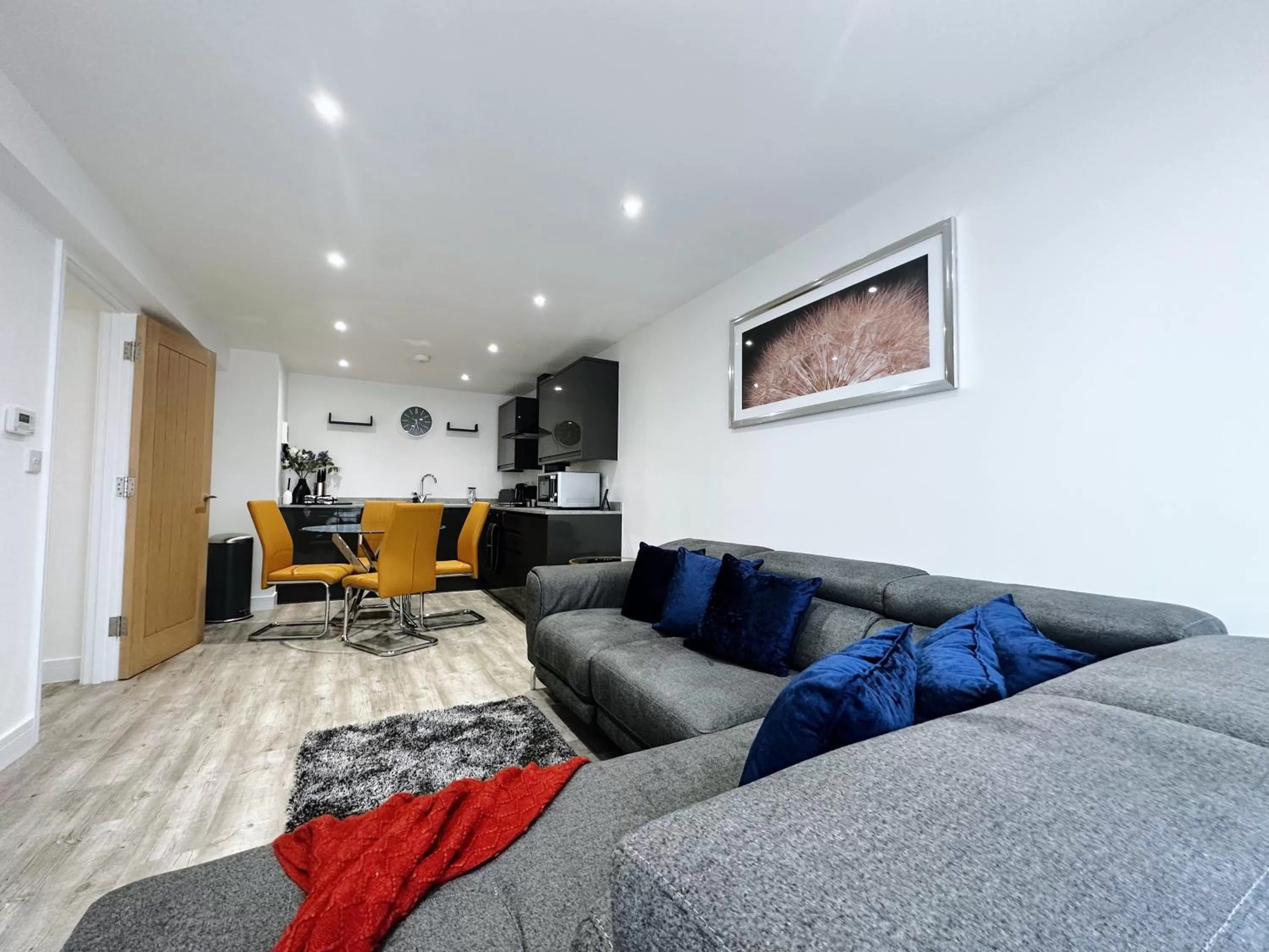 The Atlantis - Tower Apartments