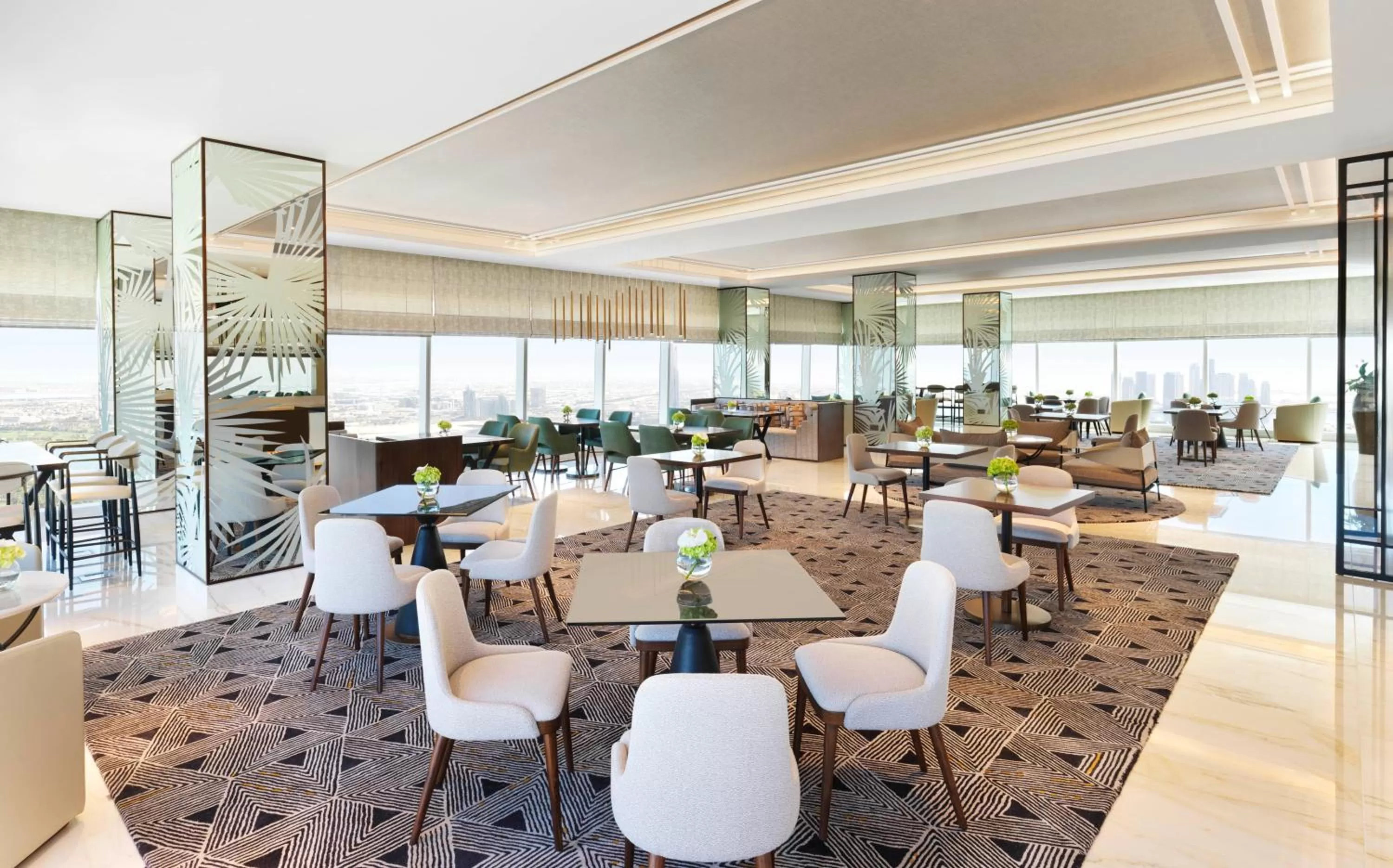 Lounge or bar in Sofitel Dubai The Obelisk