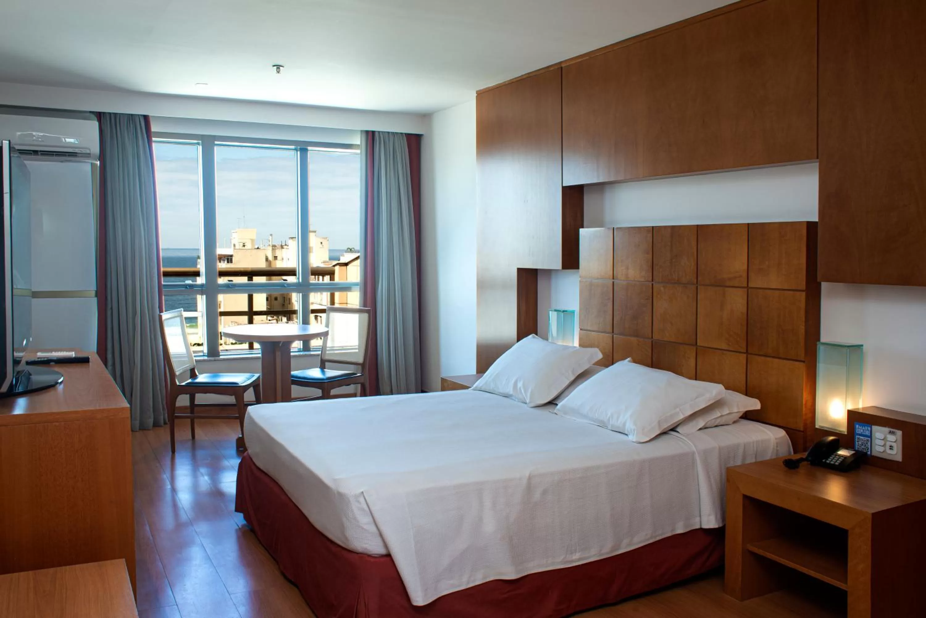 Photo of the whole room, Bed in Mar Palace Copacabana Hotel