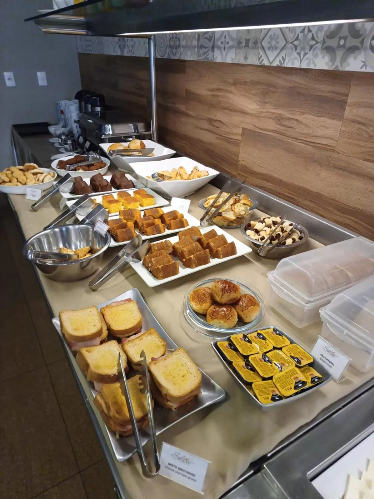 Breakfast in Impar Suites Barao de Cocais