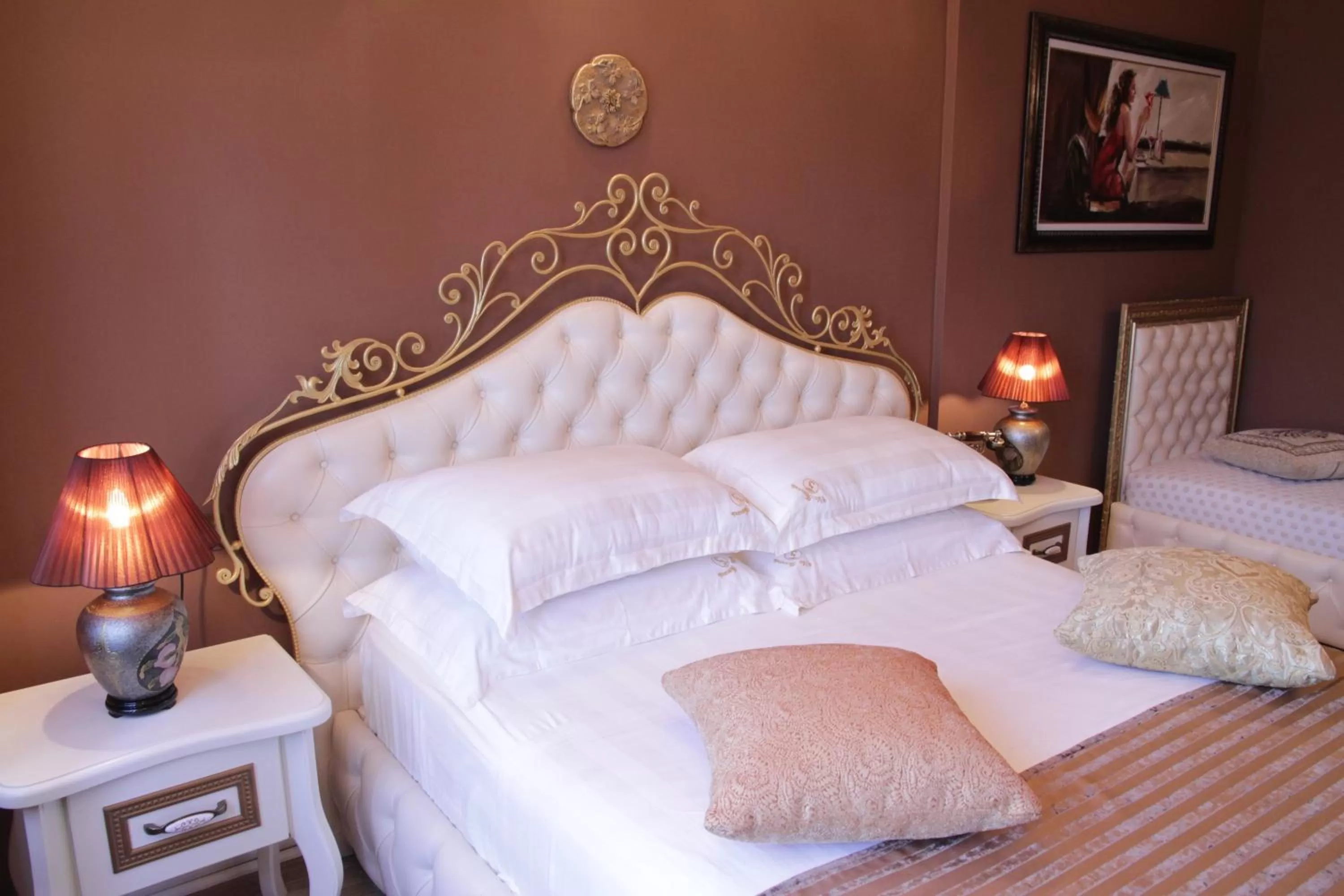 Bed in Hotel Villa Fernando Tirana