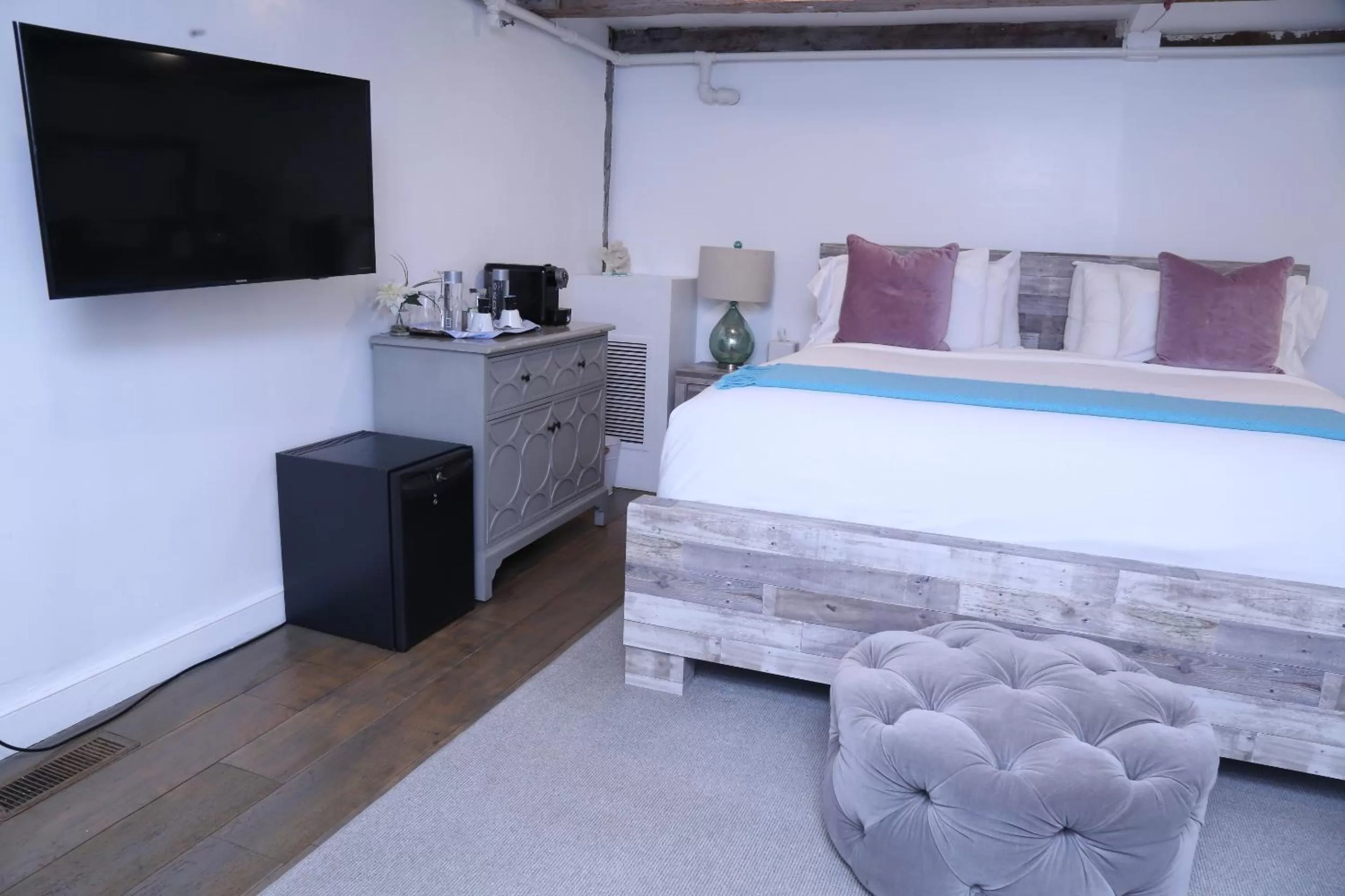 Bed in Harpoon House