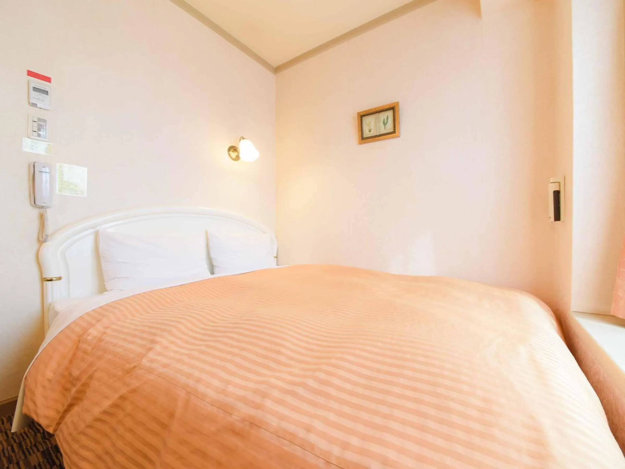 Bedroom, Bed in Kobe Sannomiya Union Hotel