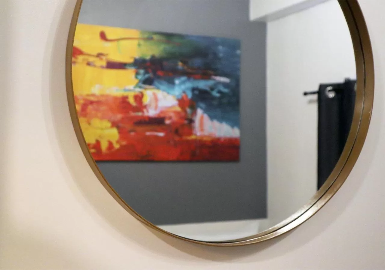 Decorative detail in mySTAY Hotel BGC South