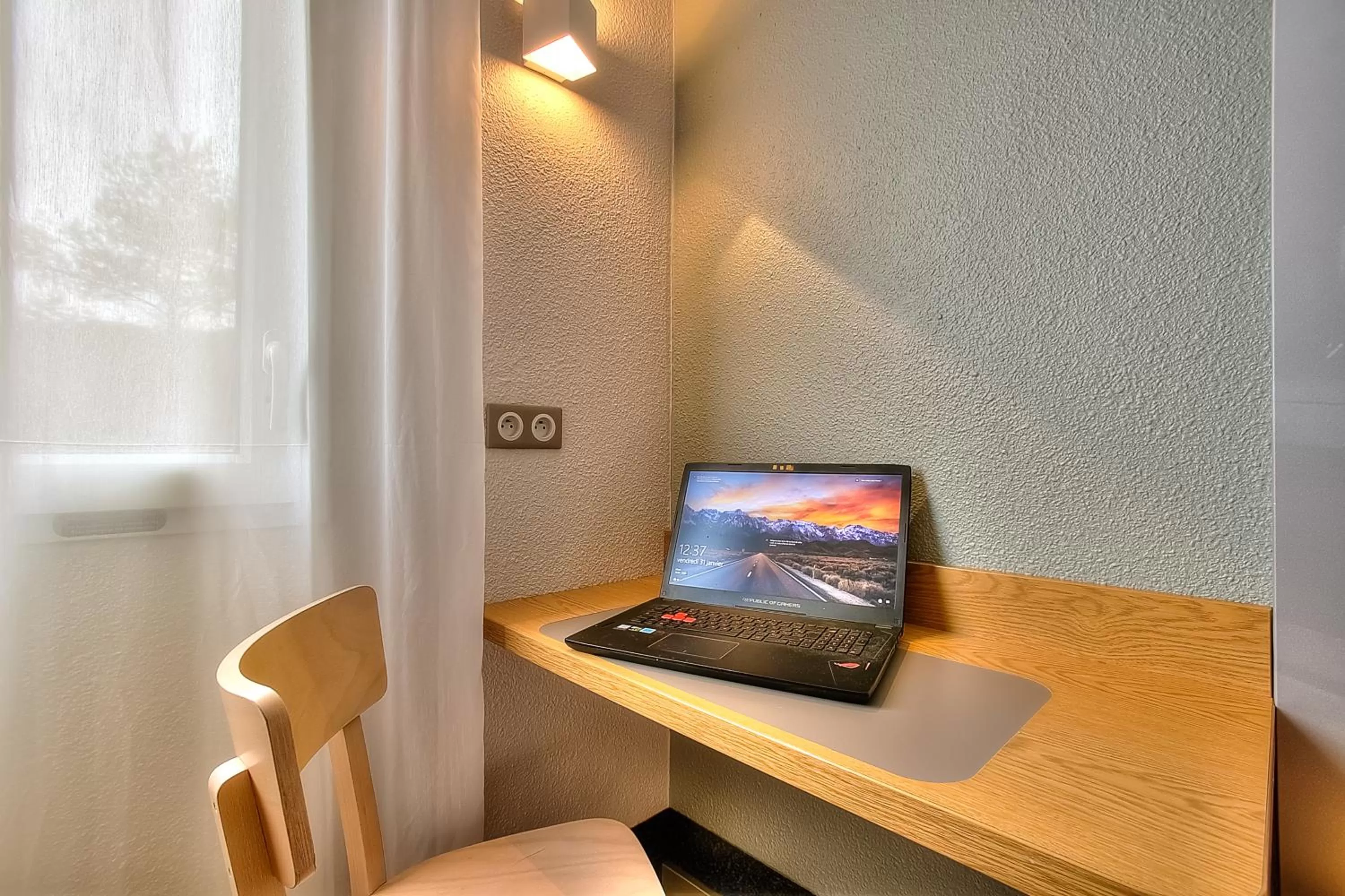 Bedroom in B&B HOTEL Antibes Sophia Antipolis