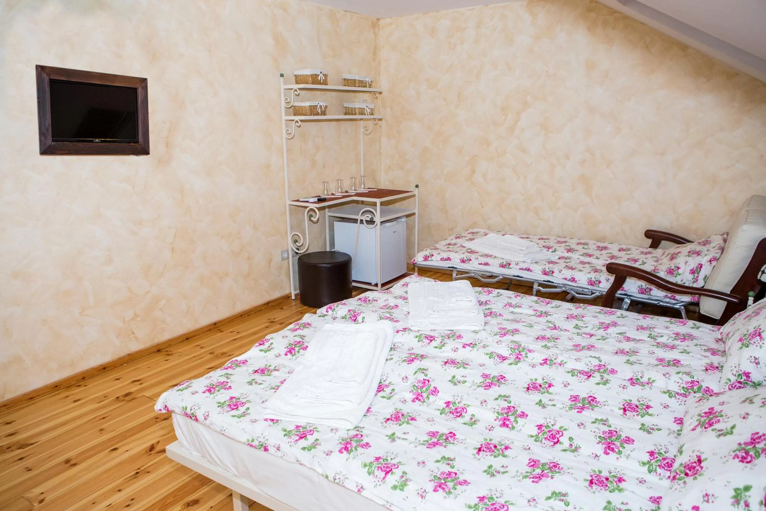 View (from property/room), Bed in Country Court