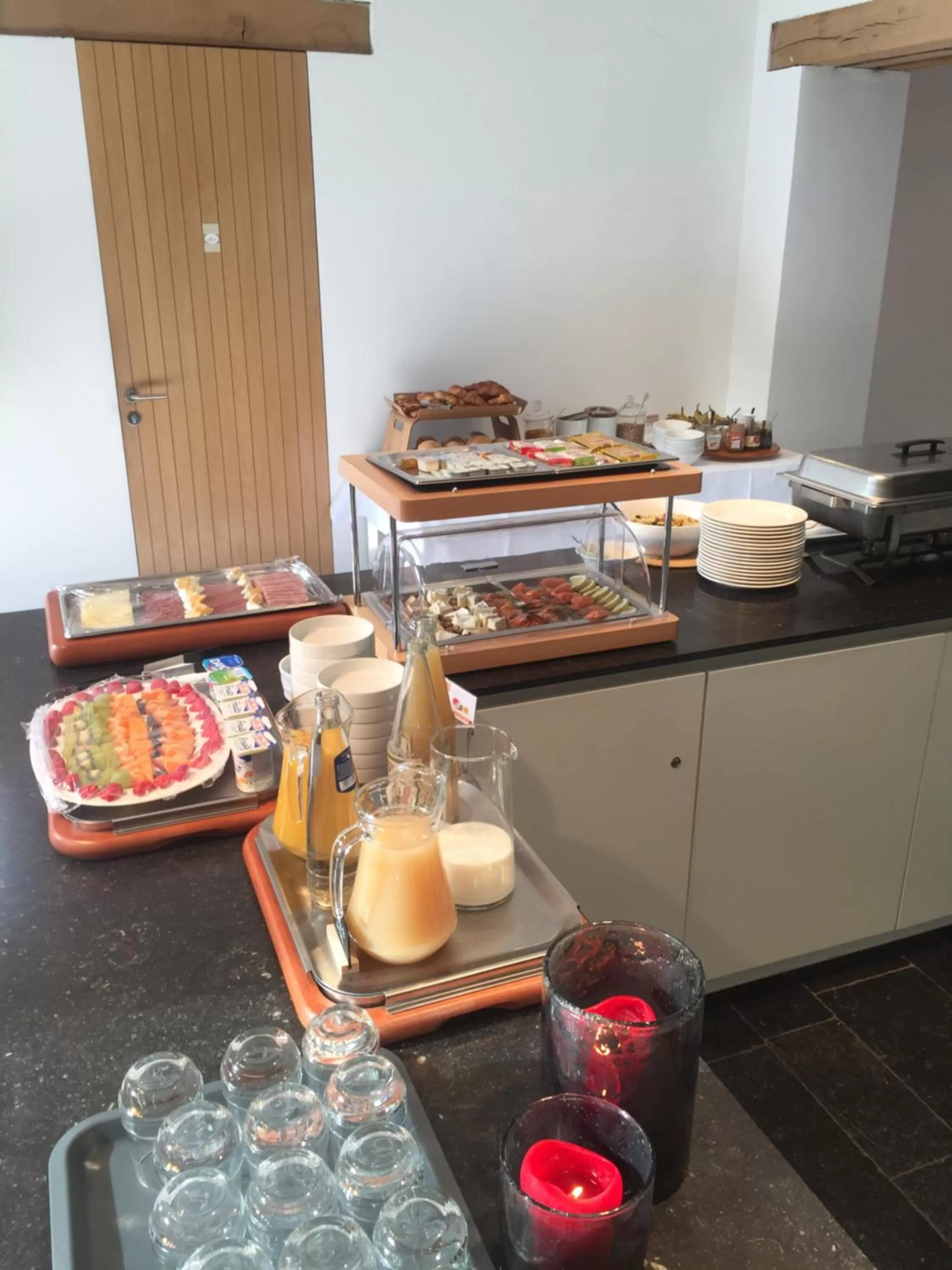 Buffet breakfast in B&B Baron’s House Neerijse-Leuven