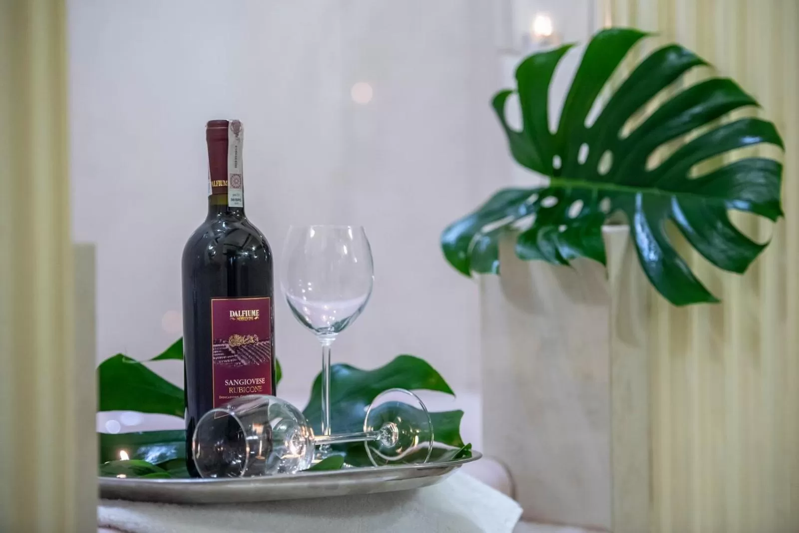 Decorative detail in Hotel Royal