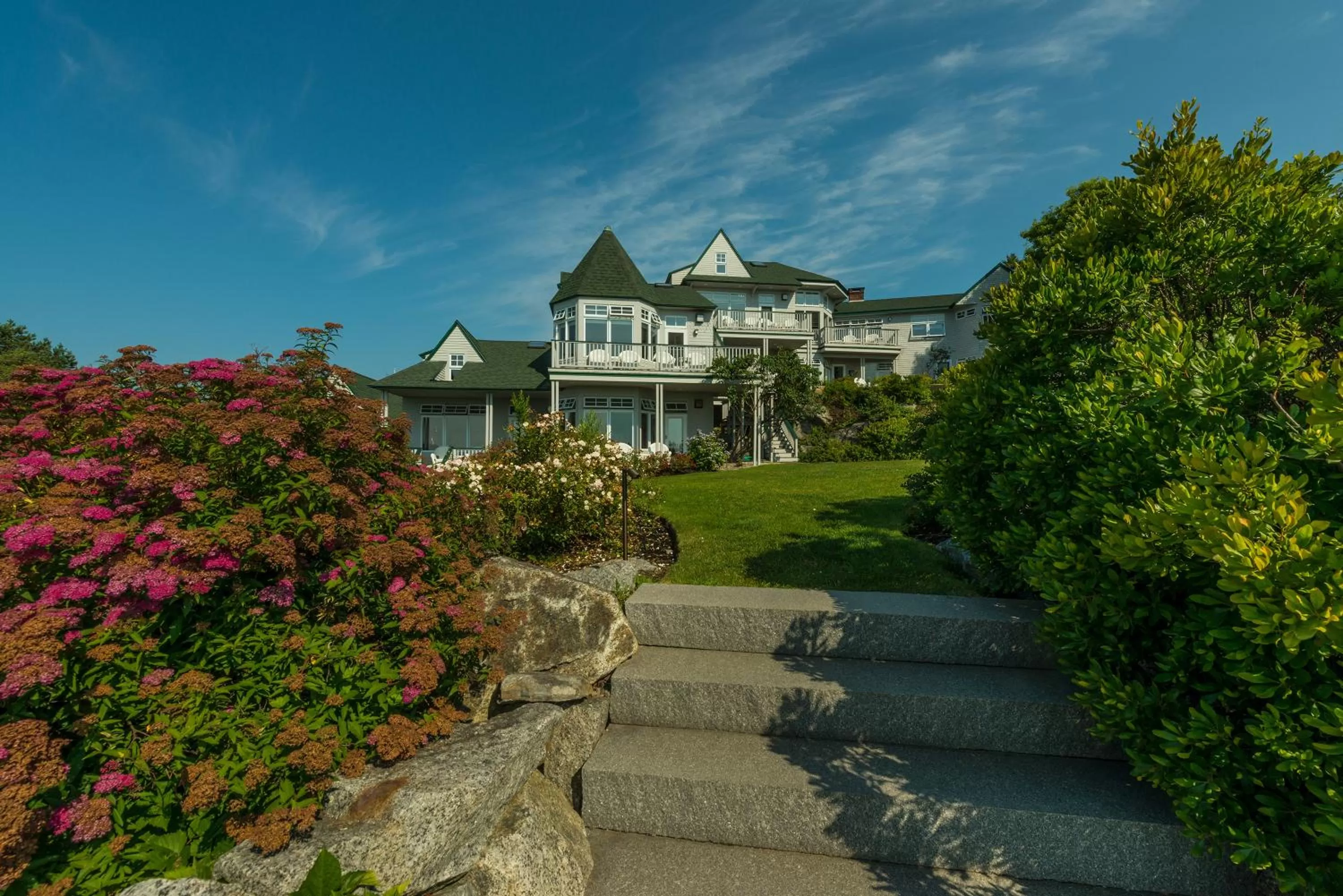 Property Building in ViewPoint Hotel