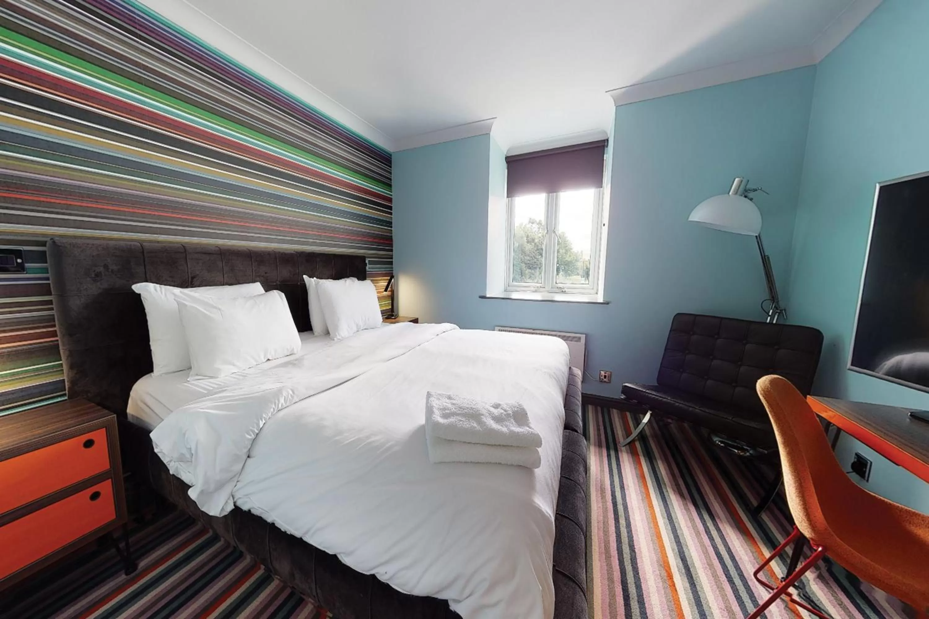 Bedroom, Bed in Village Hotel Leeds North