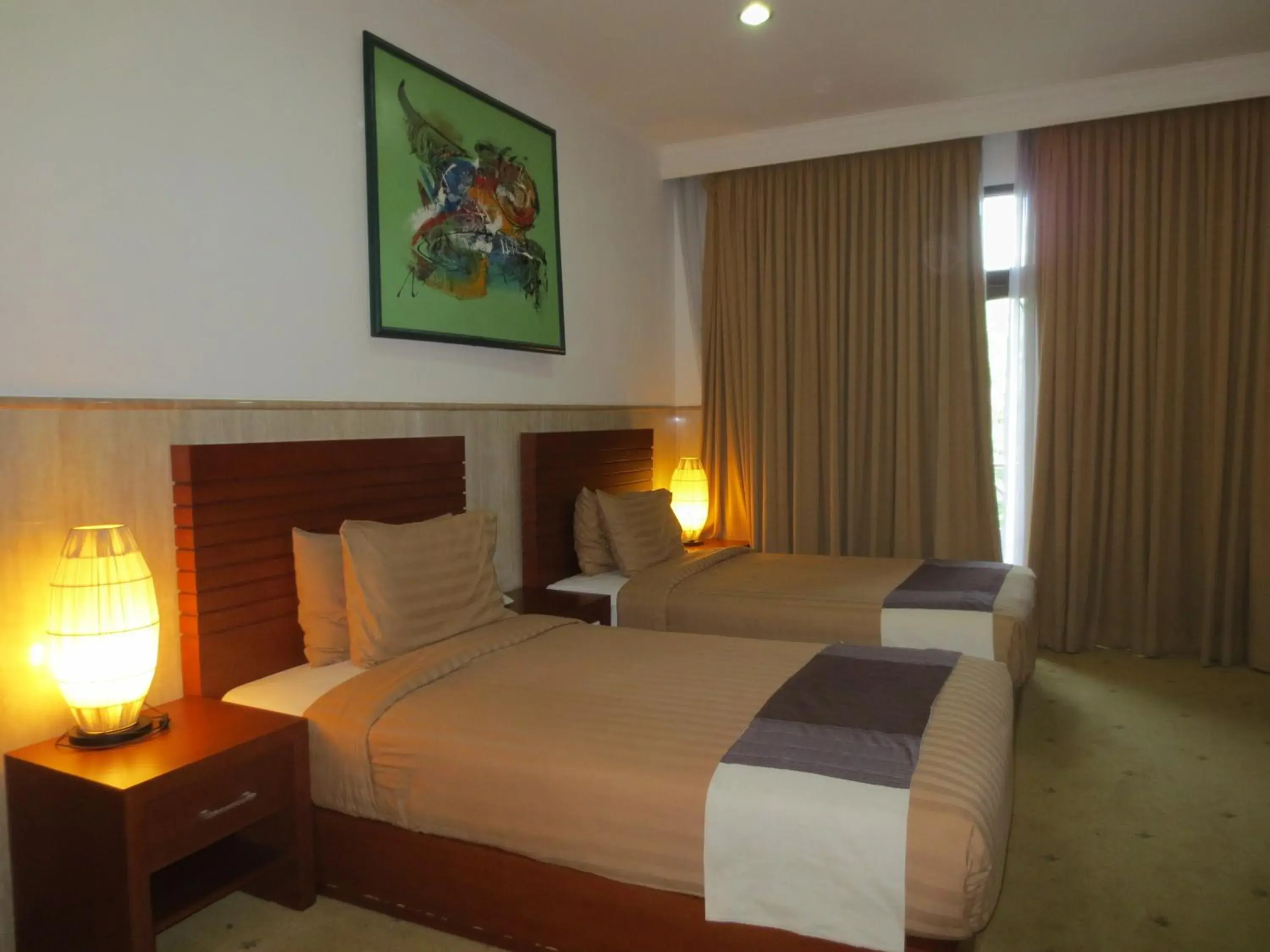 Superior Twin Room in Bali Paradise City Hotel Superior Twin Room in Bali Paradise City Hotel