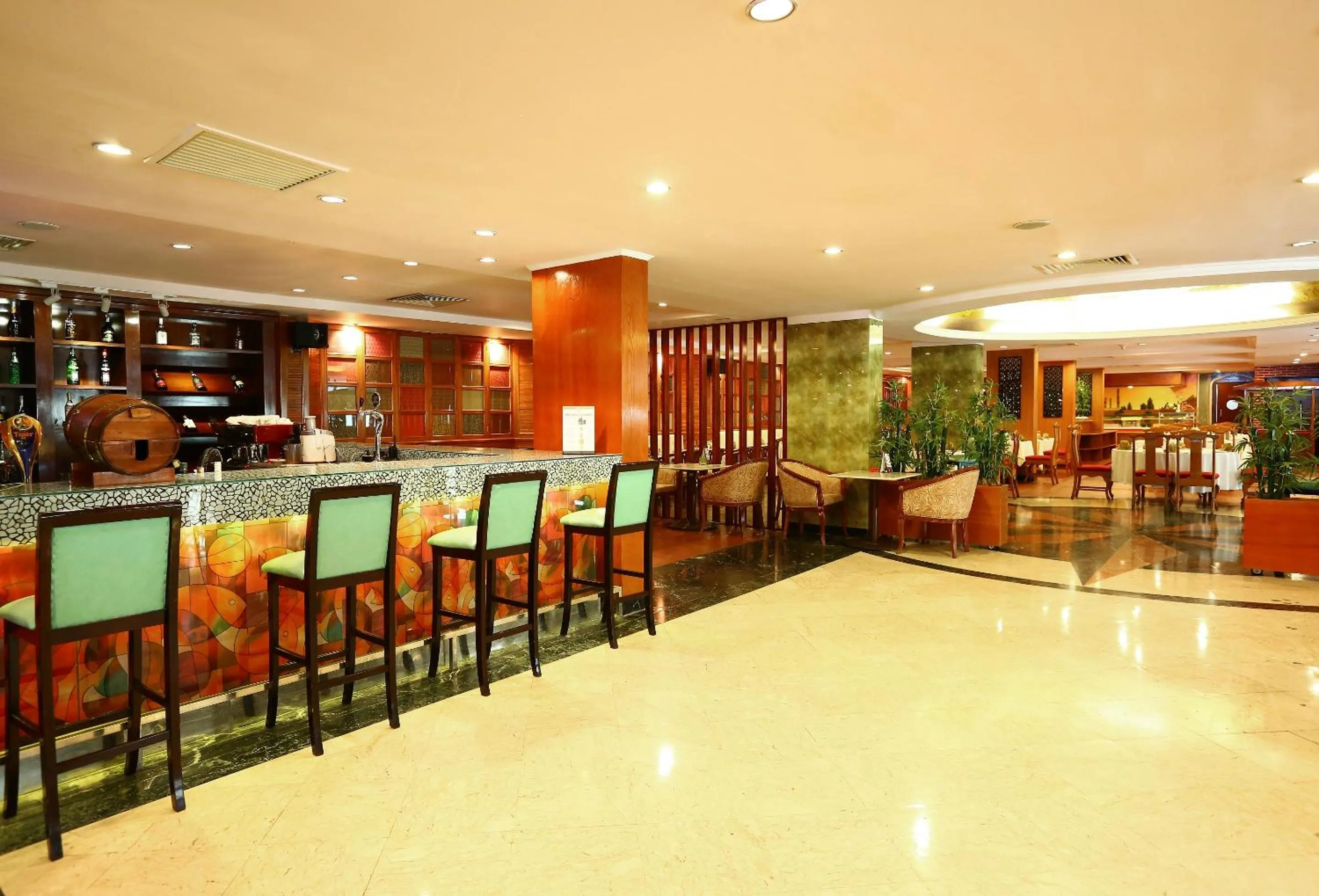 Lounge or bar in Ramana Saigon Hotel