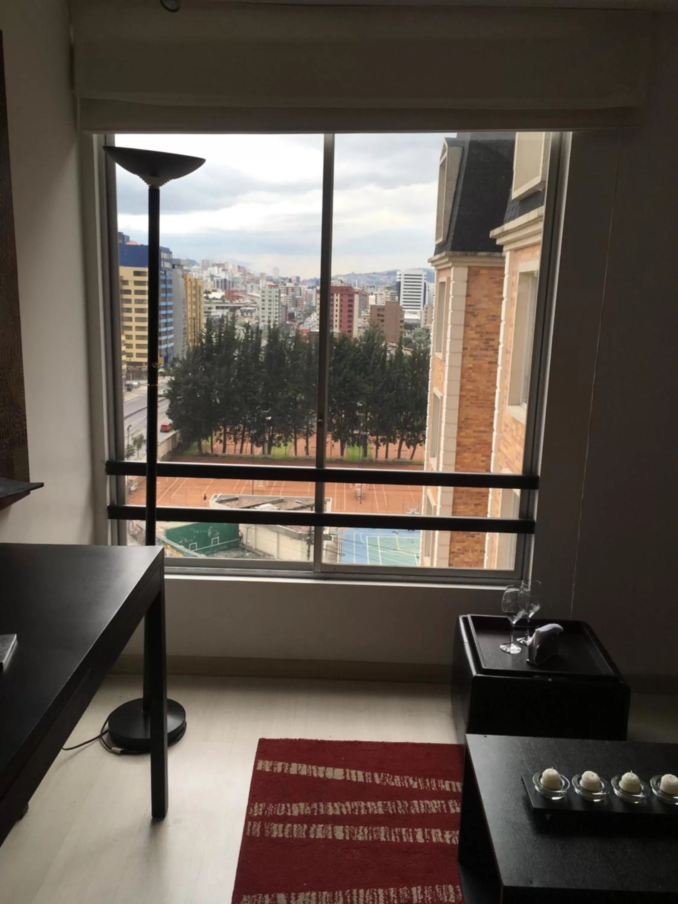 Living room in Suites Parque Real