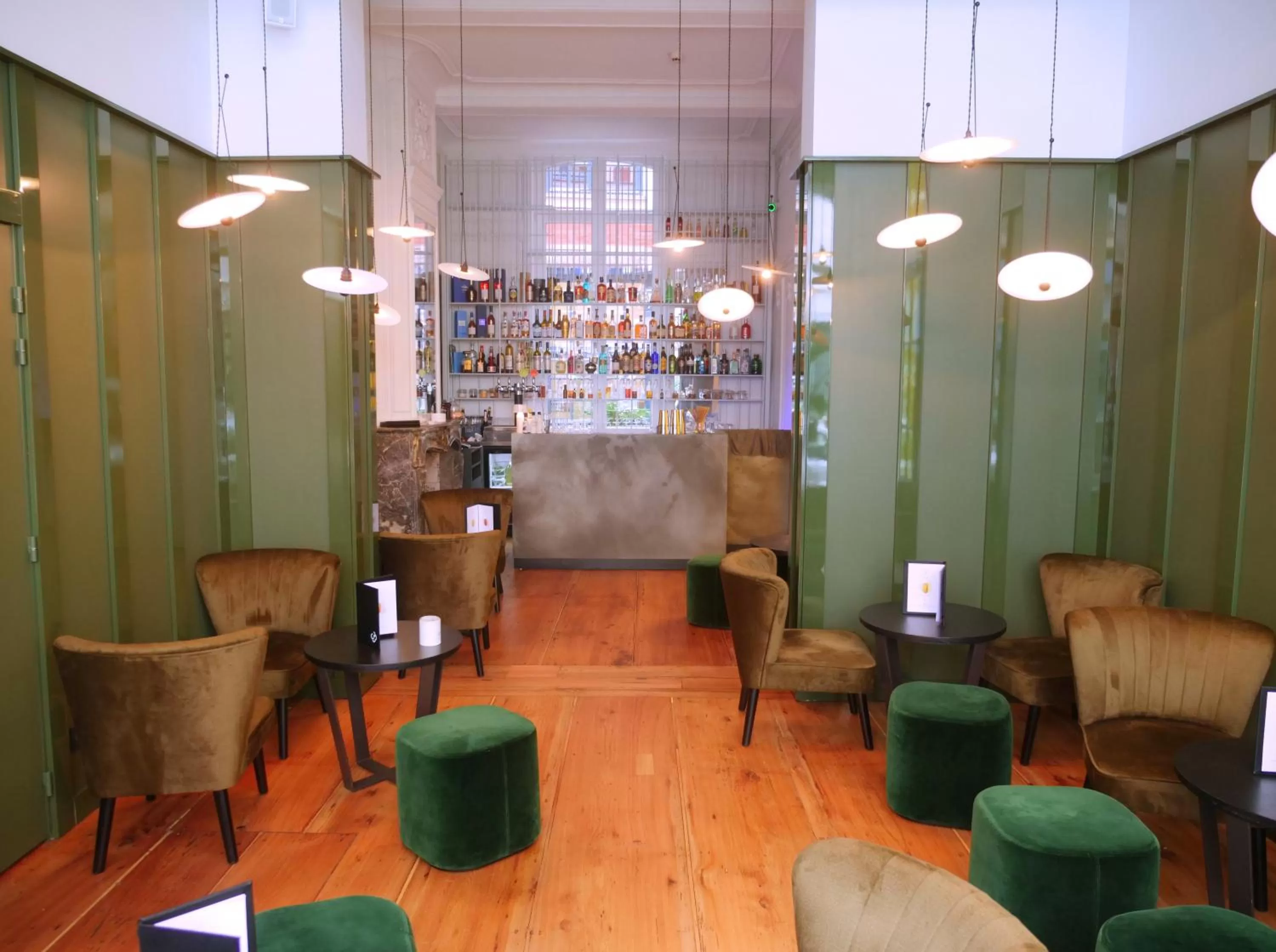 Lounge or bar in Clarance Hotel Lille