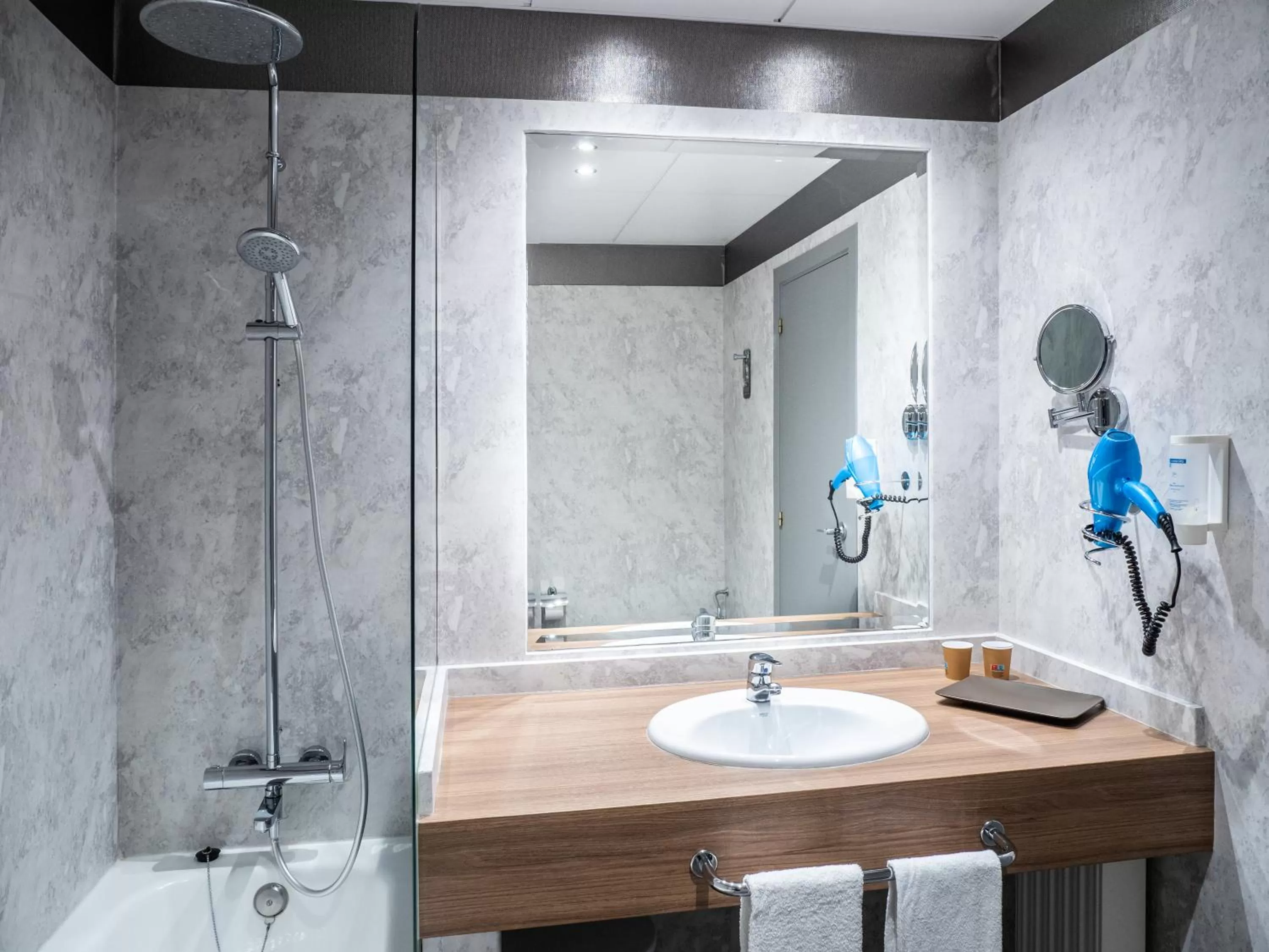 Bathroom in Ibis Styles A Coruna