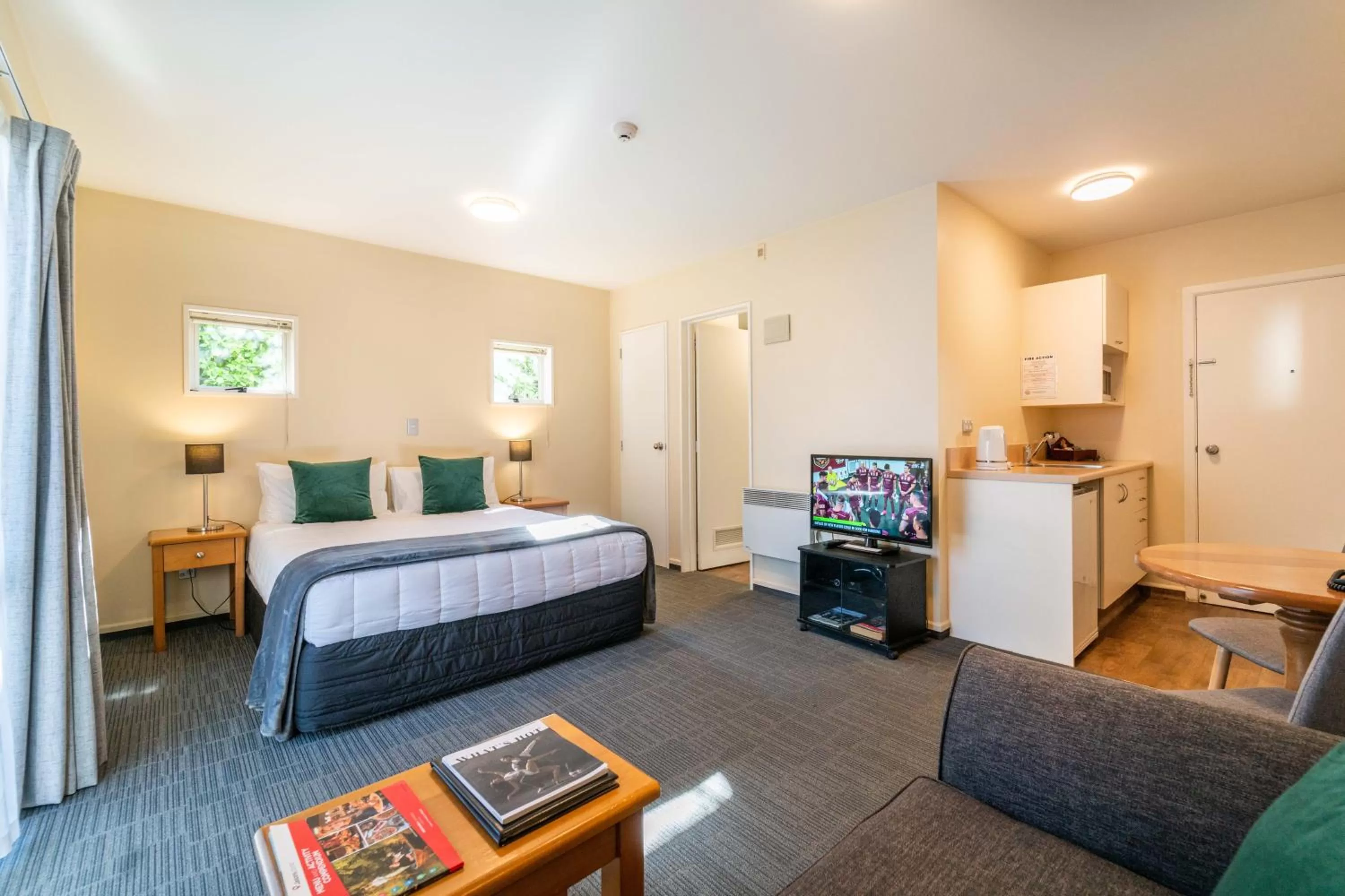 Bed in City Centre Motel