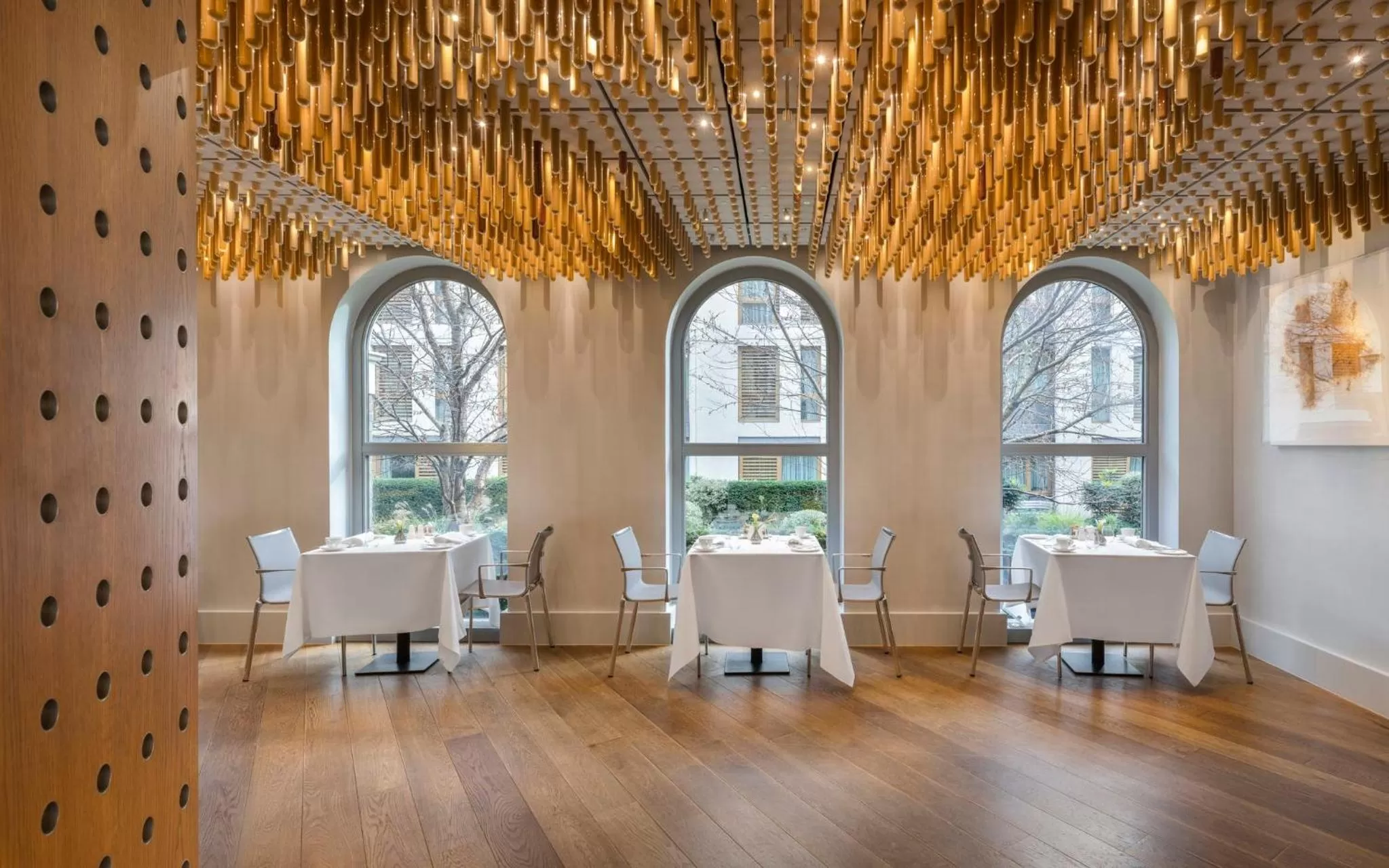 Restaurant/places to eat in COMO The Halkin