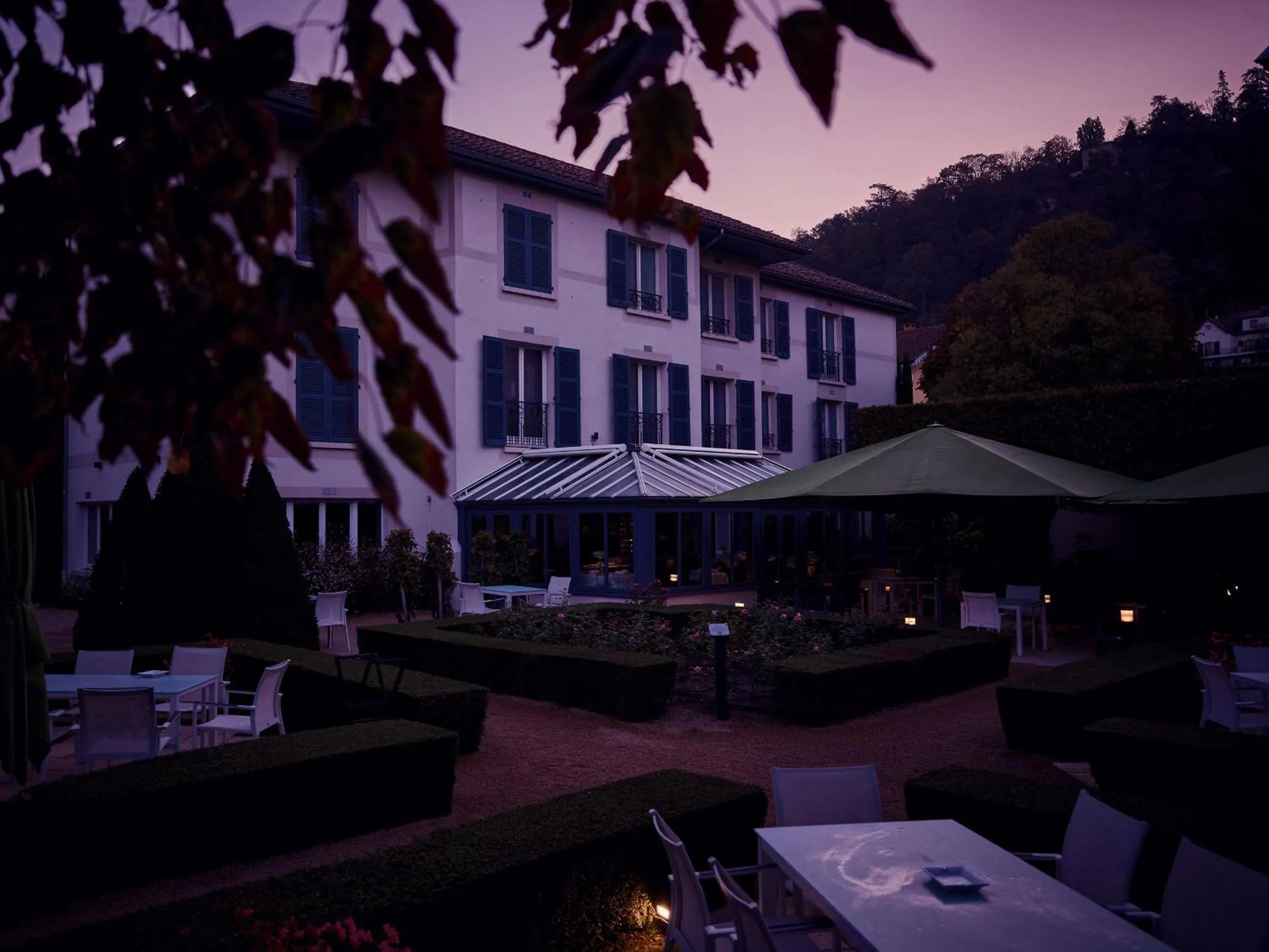 Property building in La Pyramide - Maison Henriroux