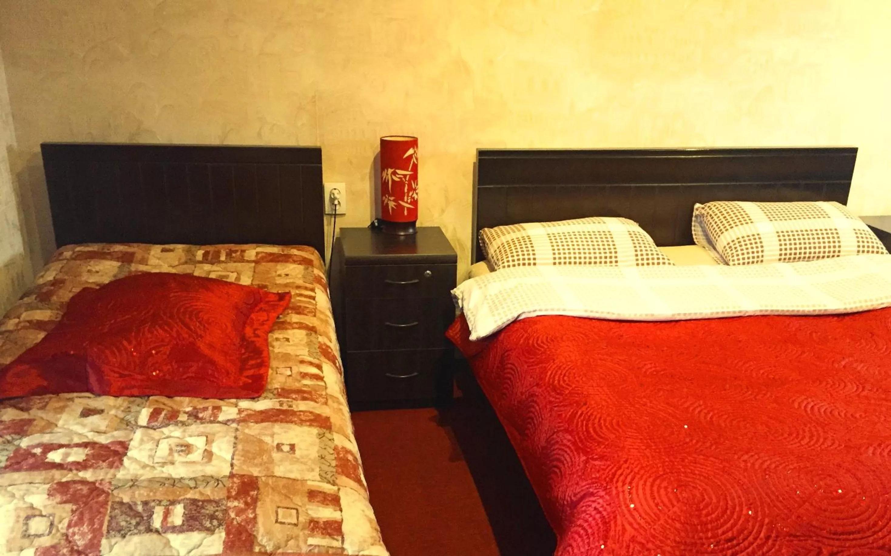 Bed in Hotel Formula-1