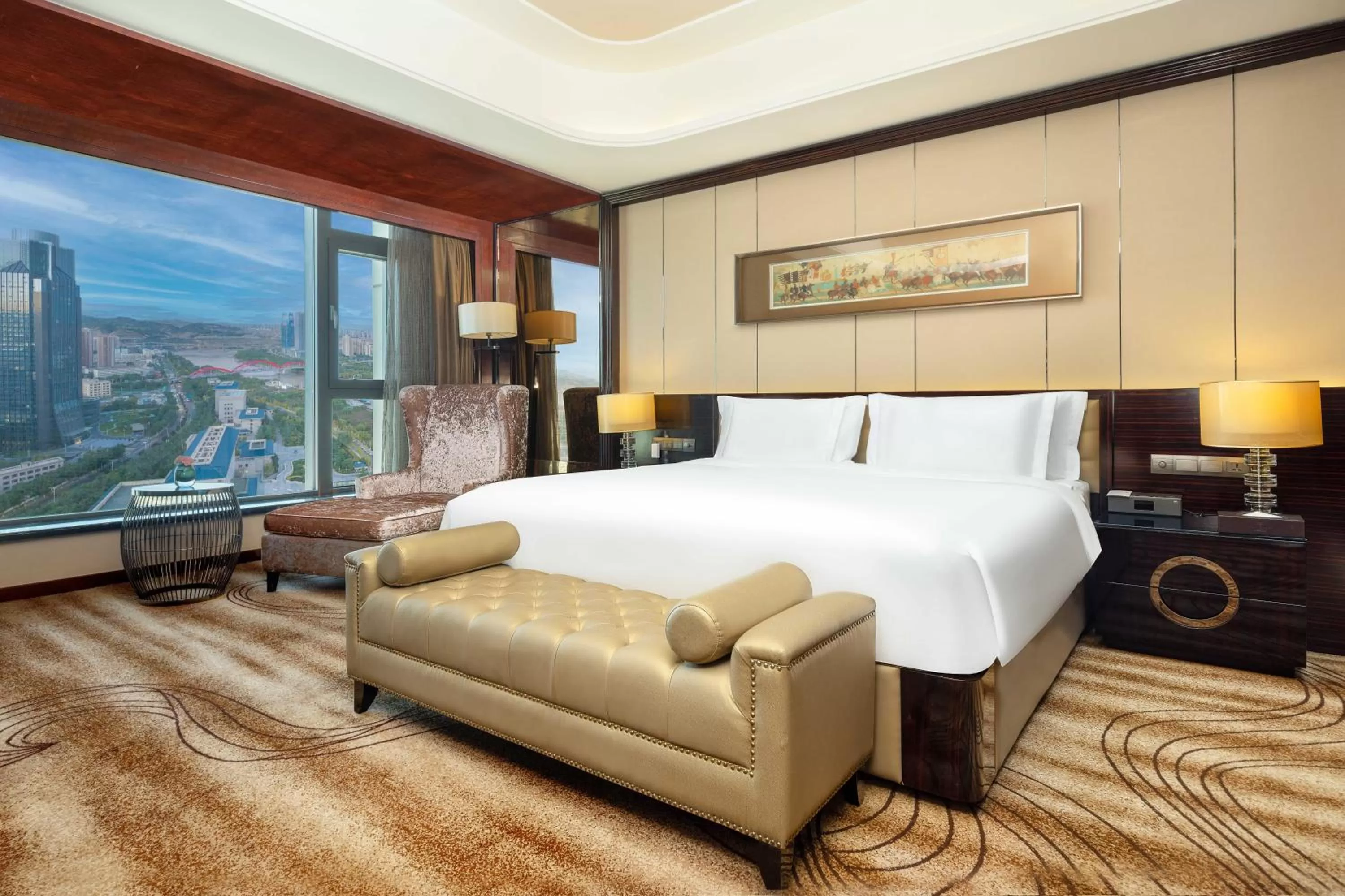 Bed in Crowne Plaza Hotel Lanzhou by IHG