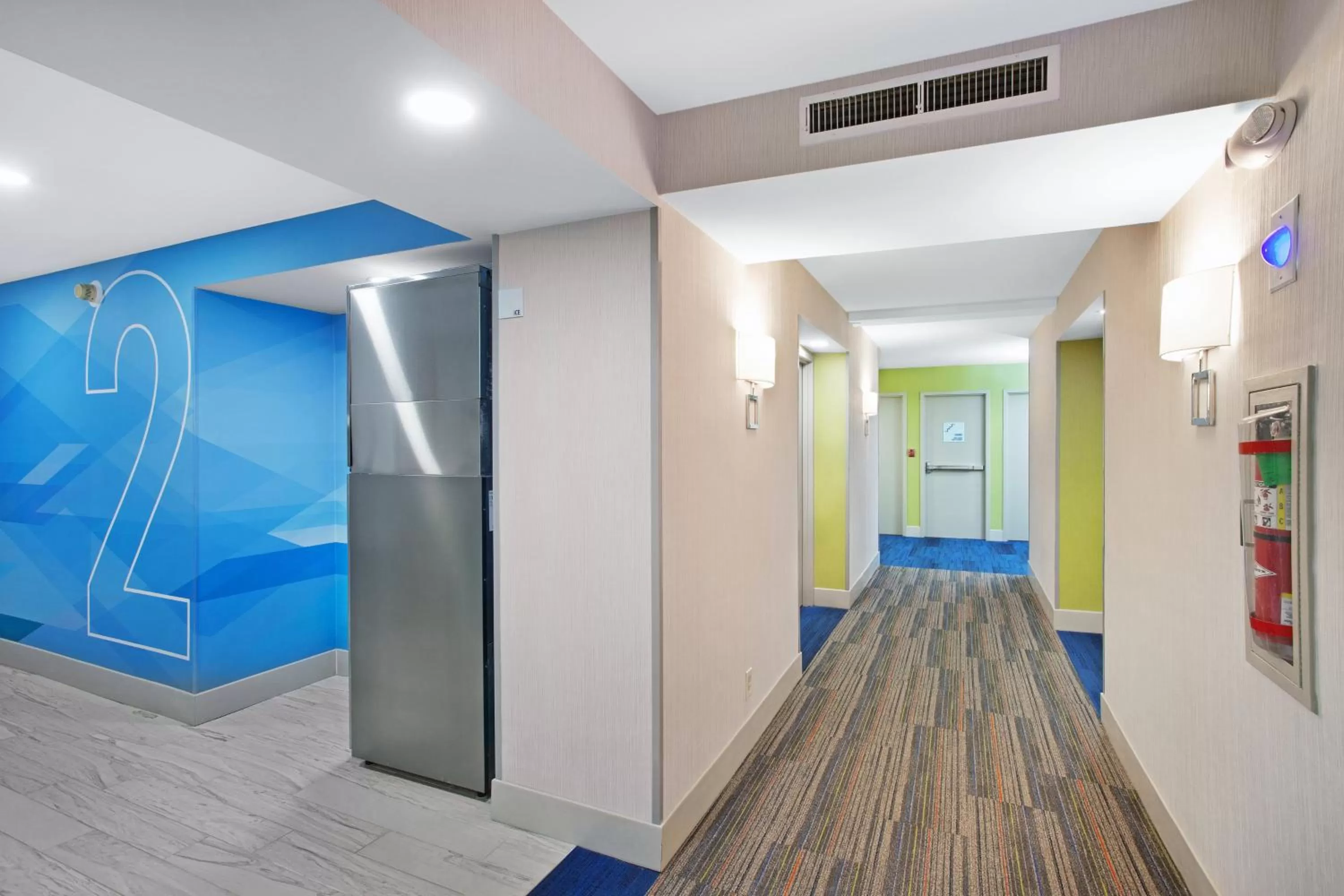 Lobby or reception in Holiday Inn Express Exton - Great Valley by IHG