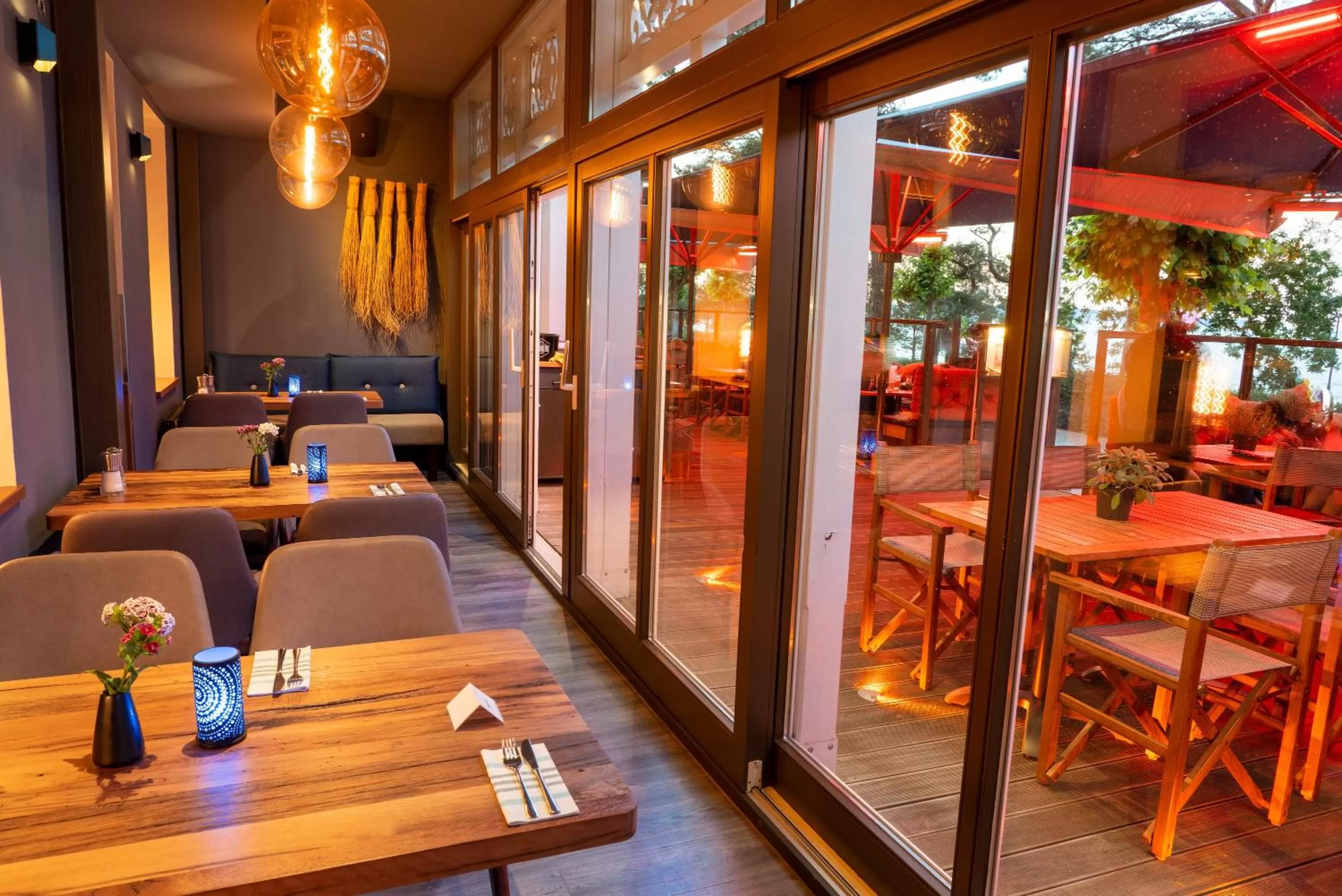 Restaurant/places to eat in Nymphe Strandhotel & Apartments