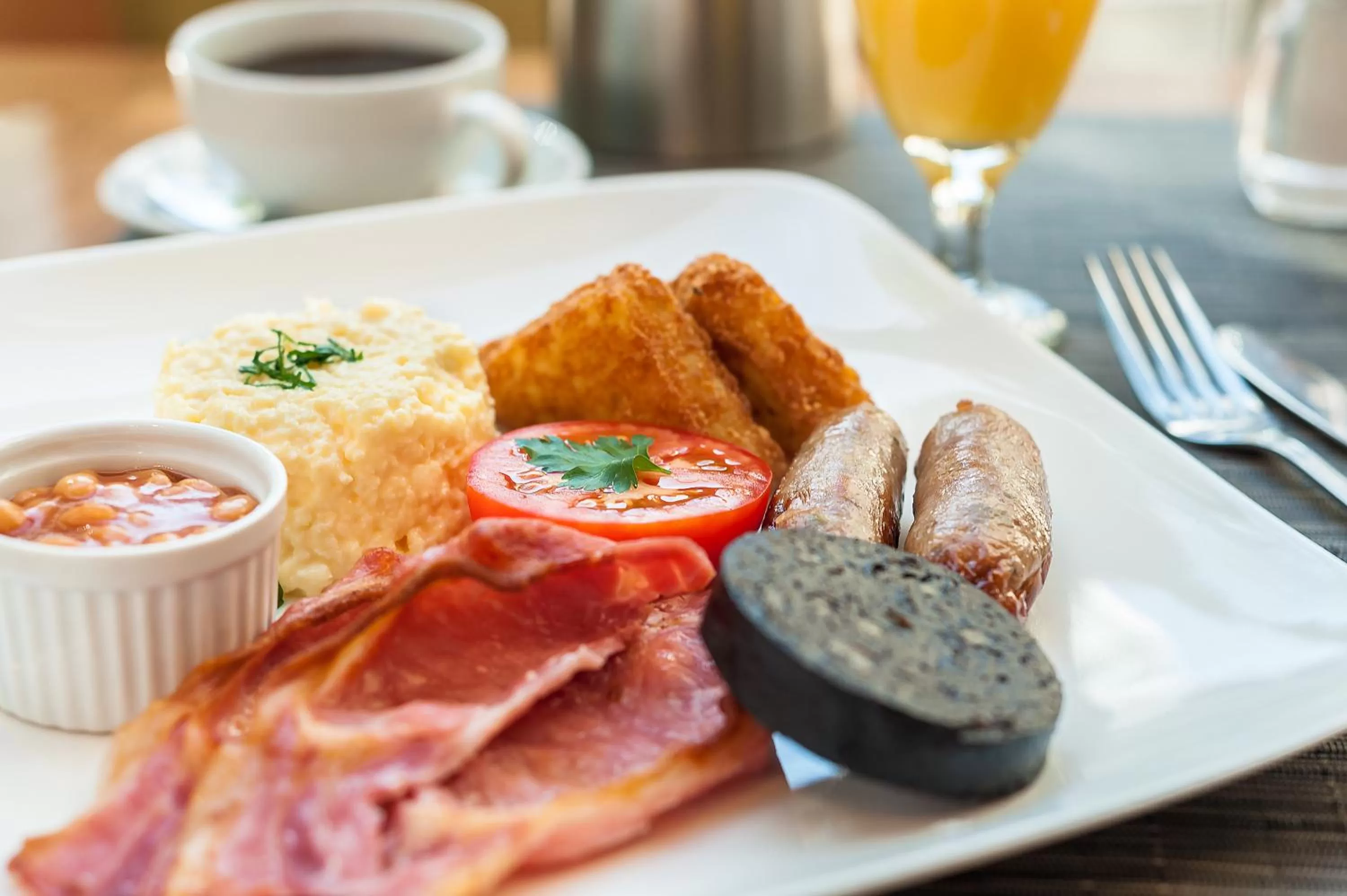 Food and drinks in Hilton London Wembley