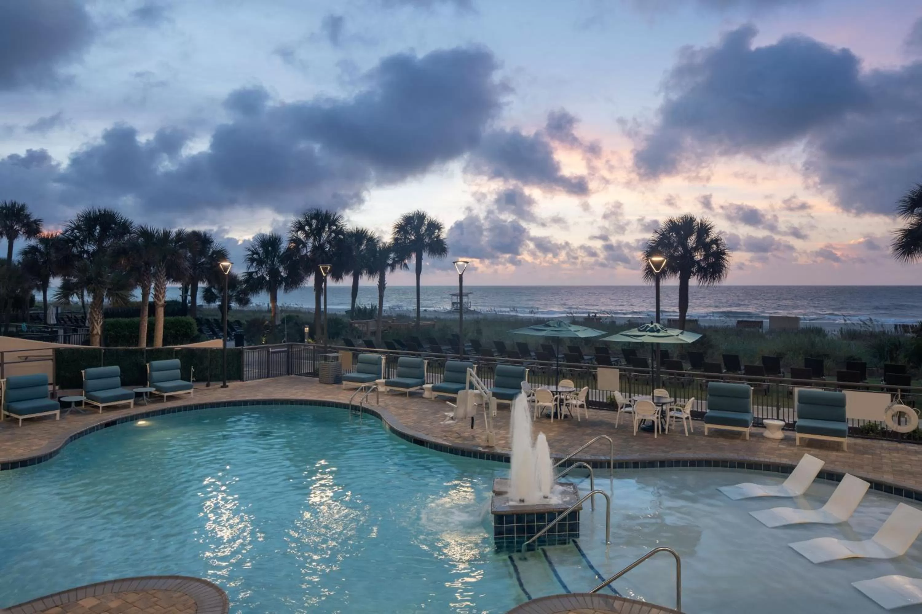 Swimming pool in SpringHill Suites by Marriott Myrtle Beach Oceanfront