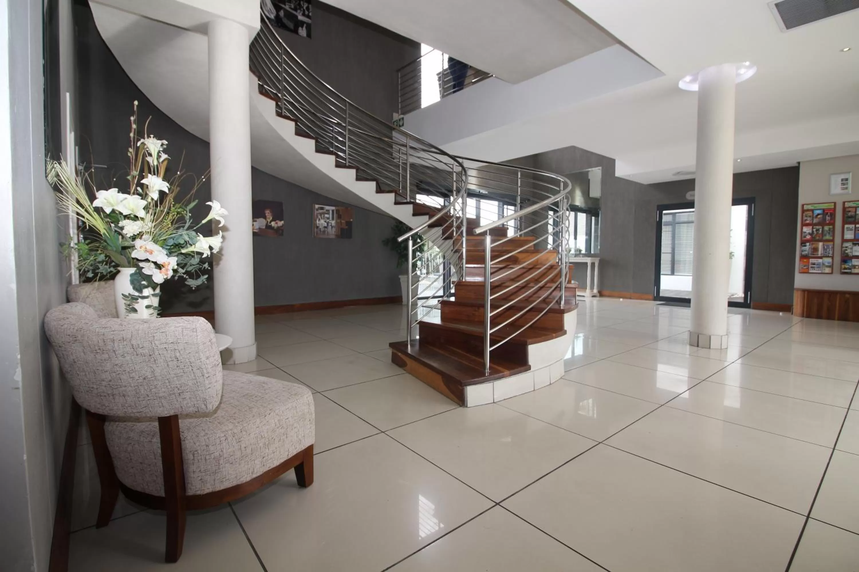 Lobby or reception in MyPond Stenden Hotel