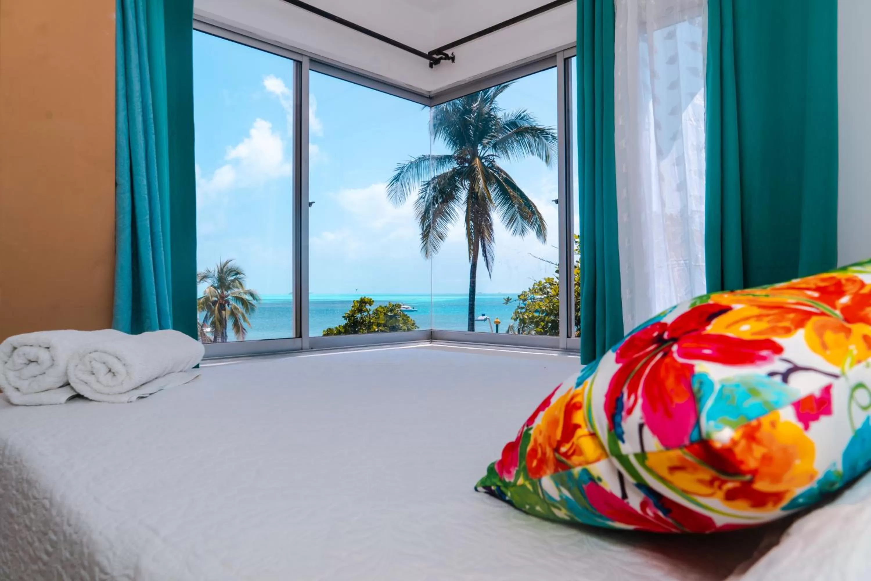 Bedroom, Bed in ZOJO MARiNA BAY