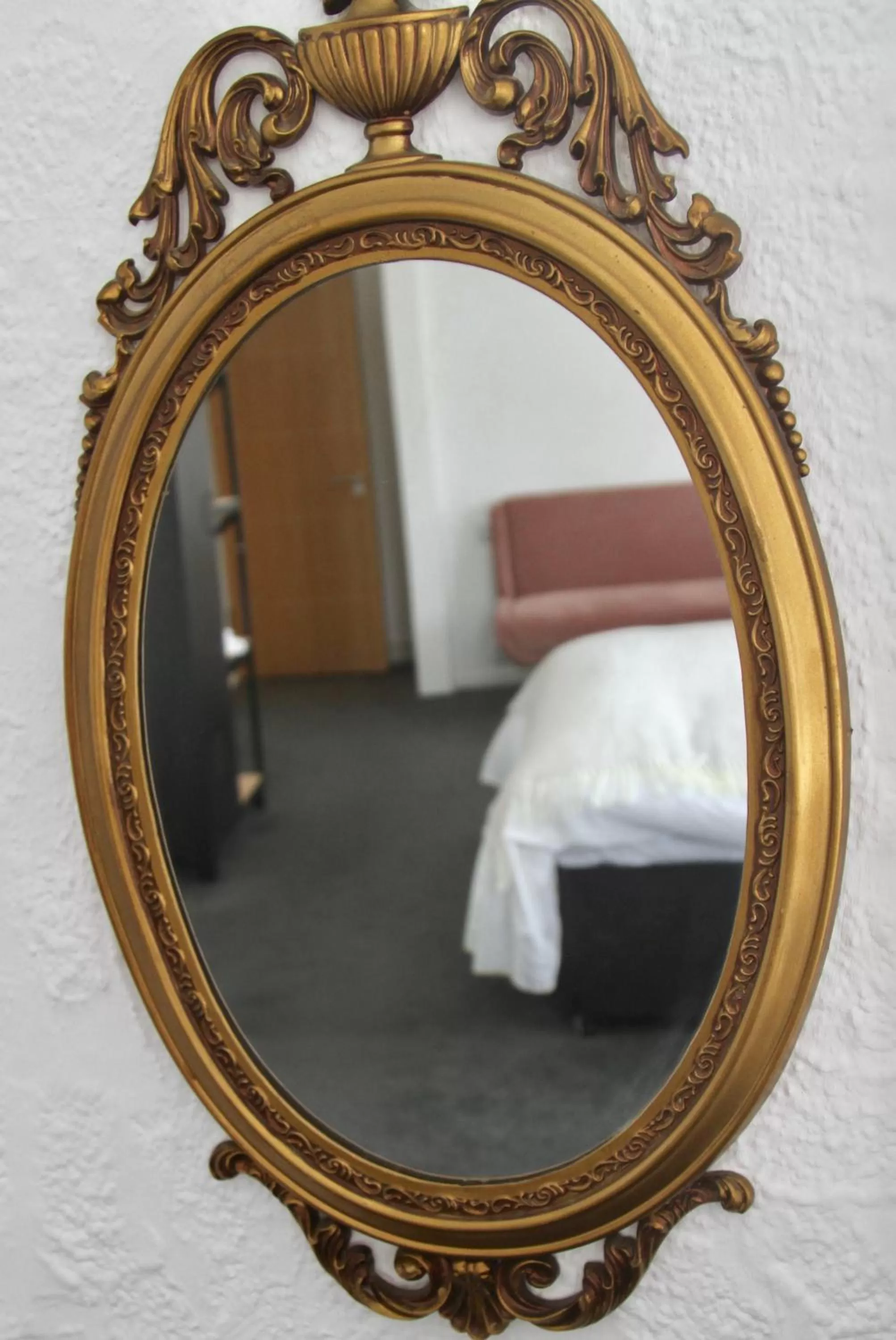 Decorative detail, Bed in Chequers Inn