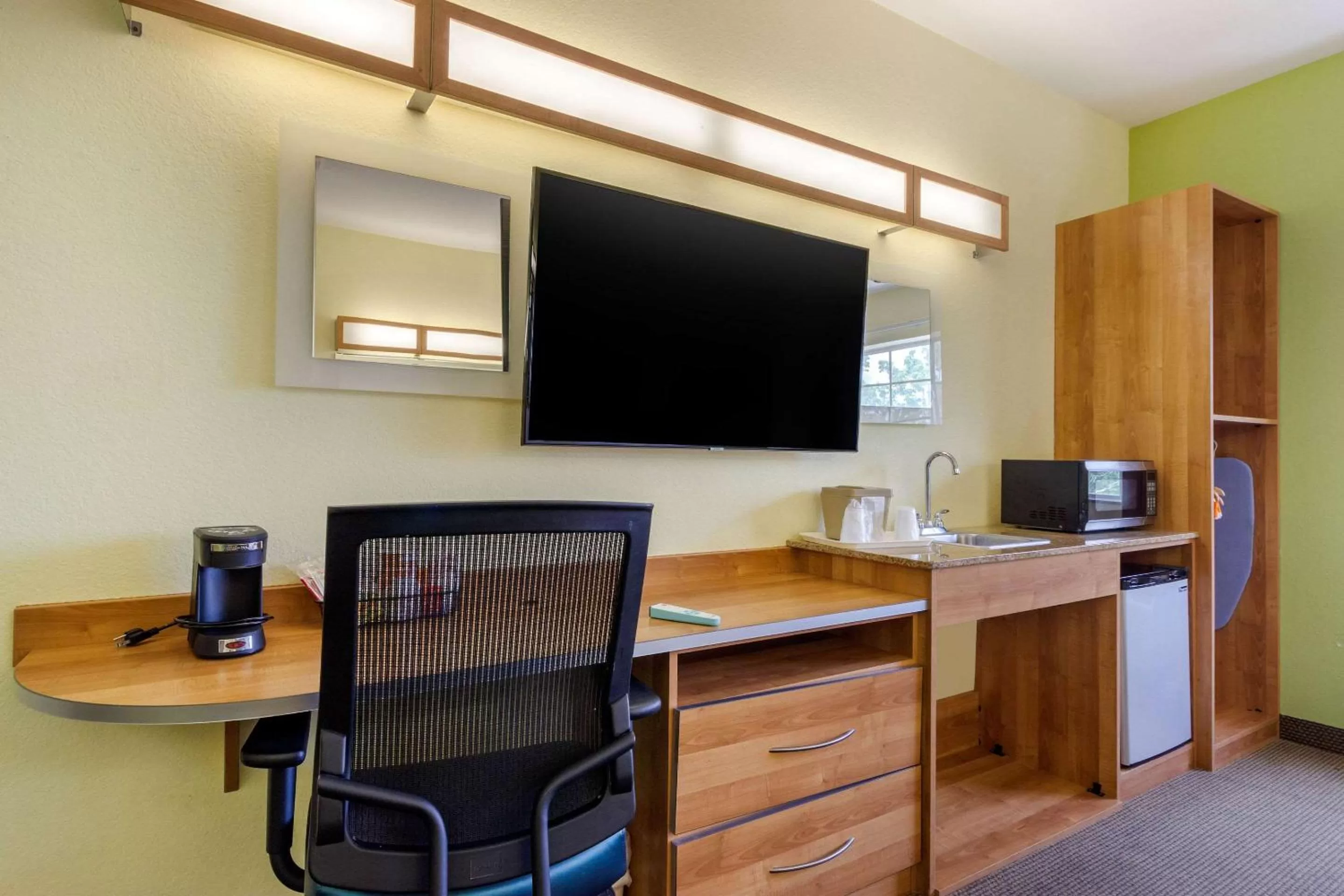 Photo of the whole room in Quality Inn & Suites Lehigh Acres Fort Myers