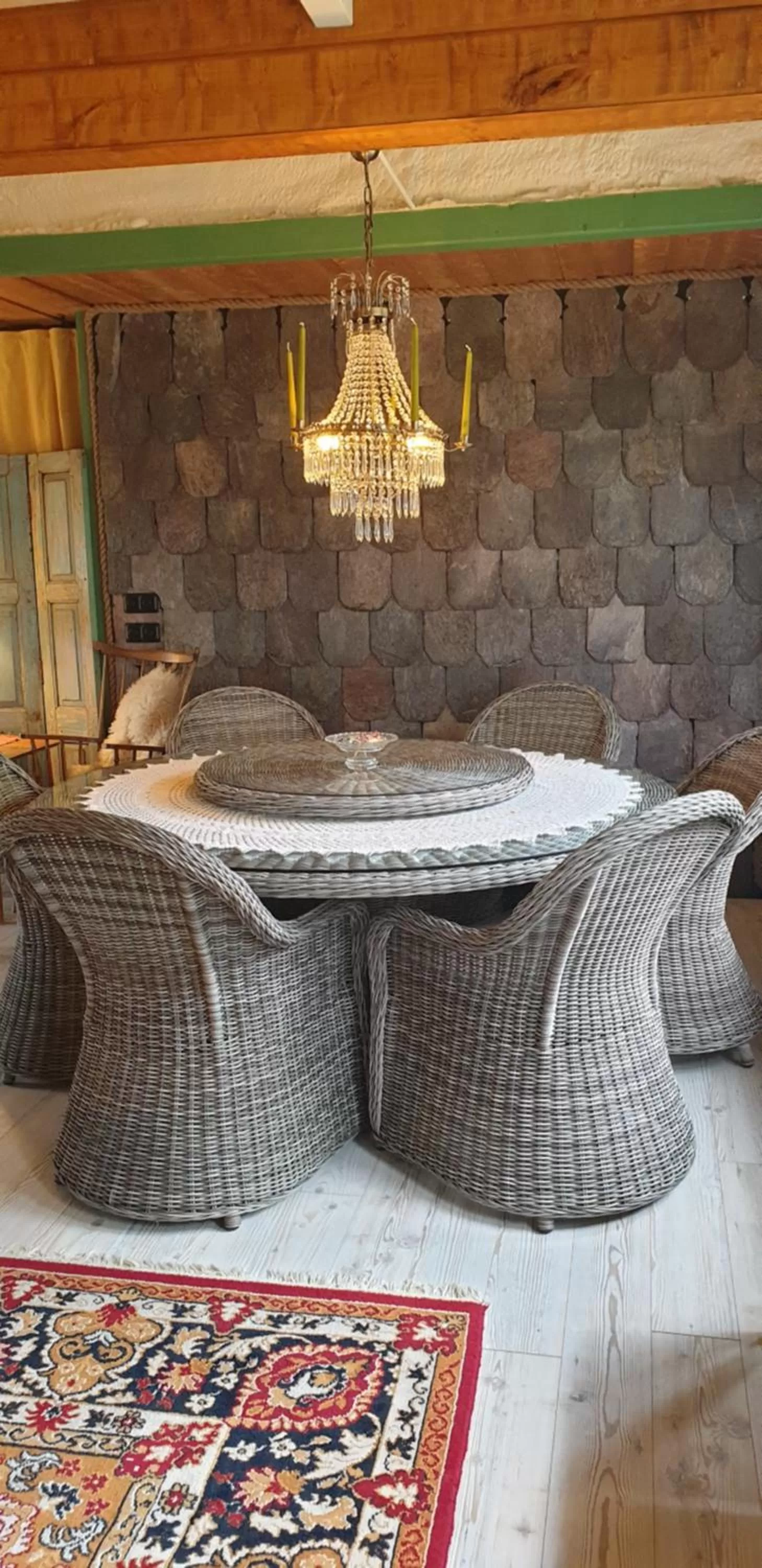 Seating area in Woodstock B&B & Studio Apartments