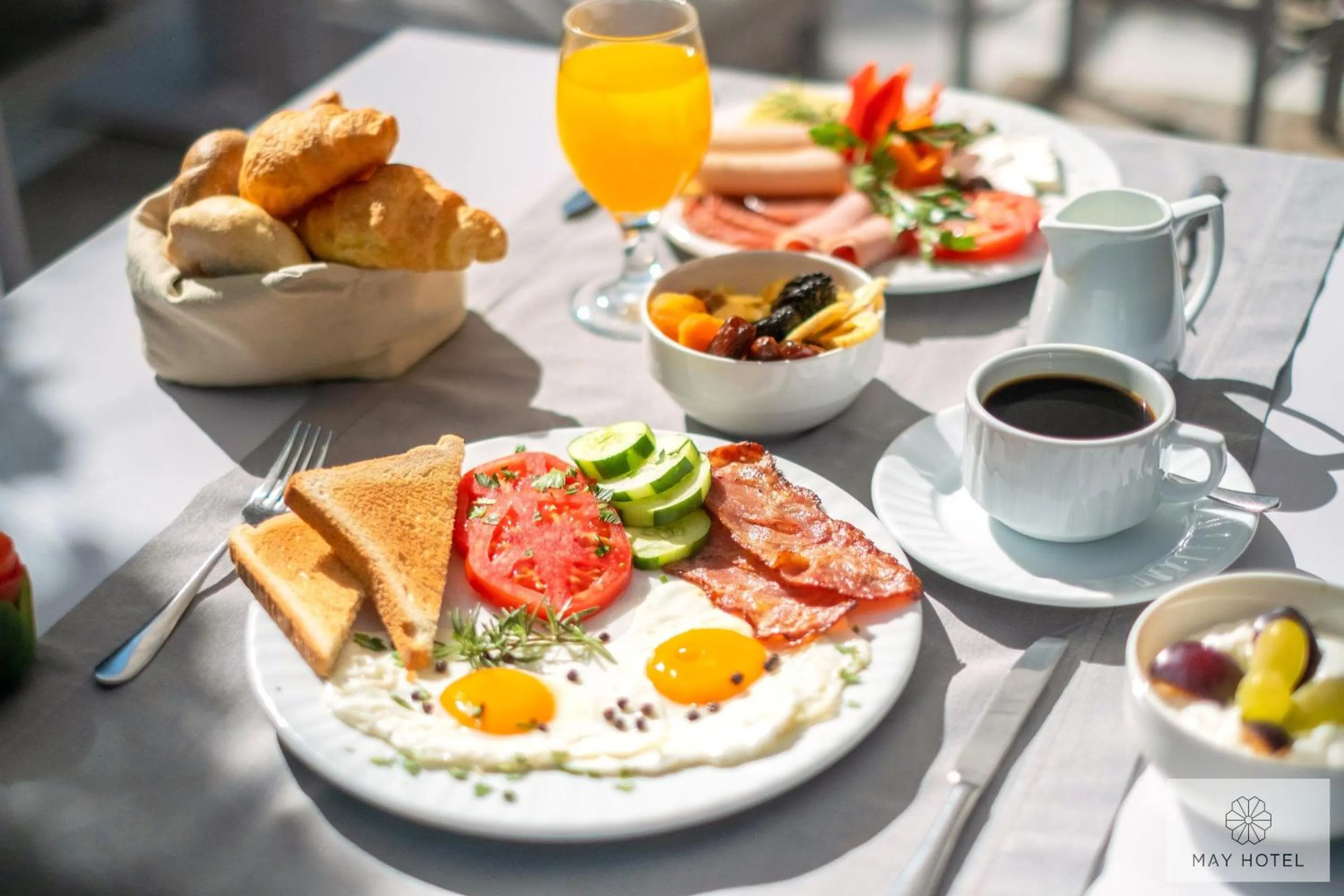 Breakfast in May Beach Hotel