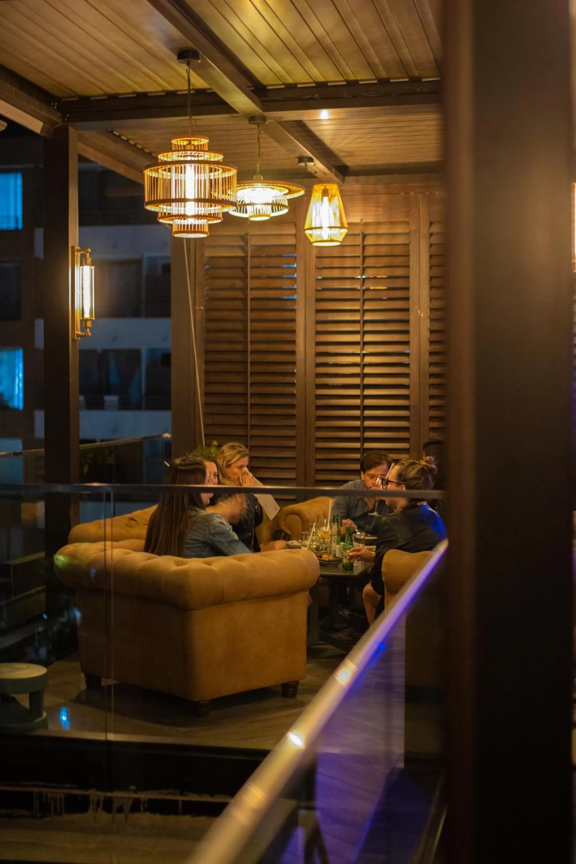 People in Hotel Nodo - El hotel que respira