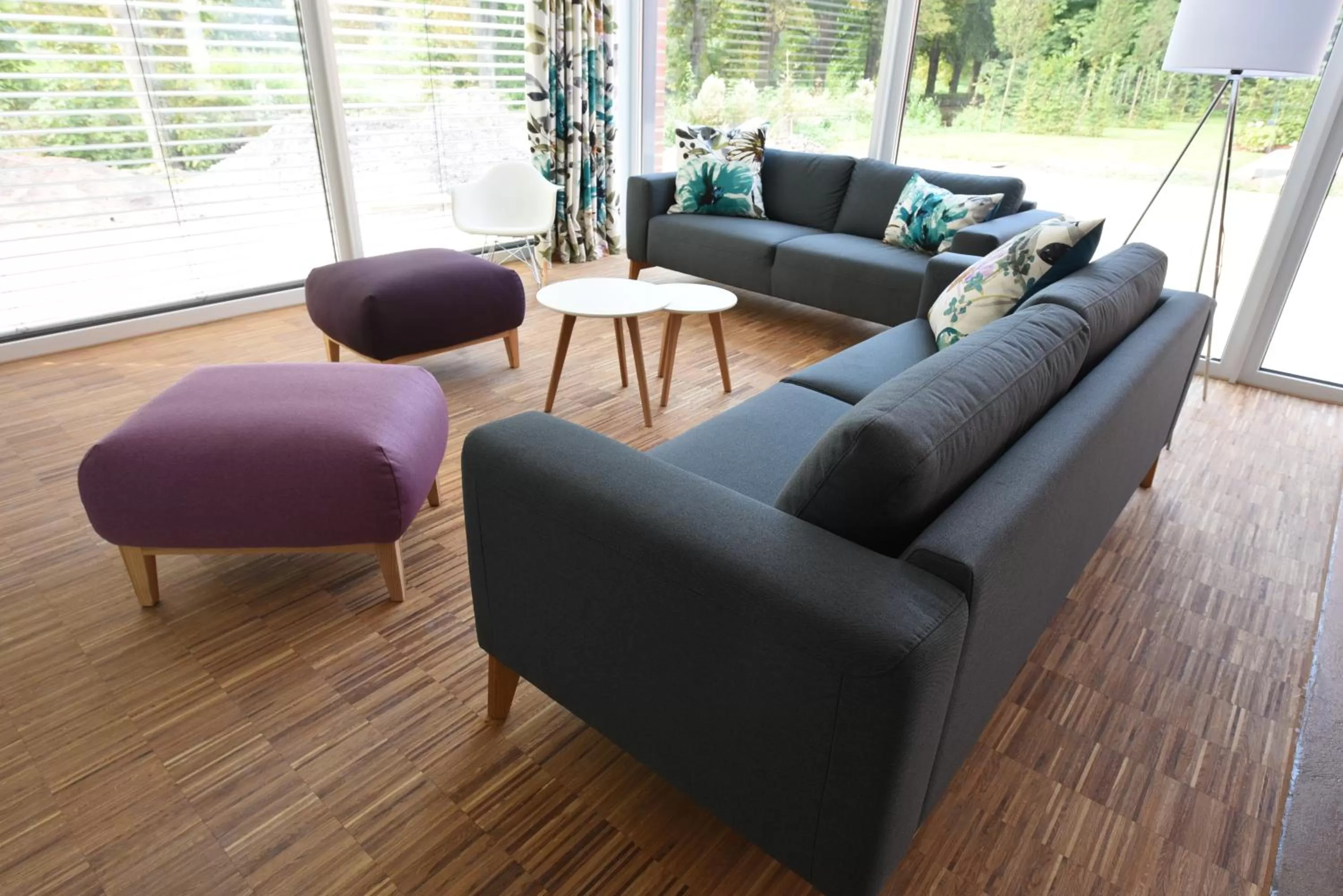 Communal lounge/ TV room in Steverbett Hotel