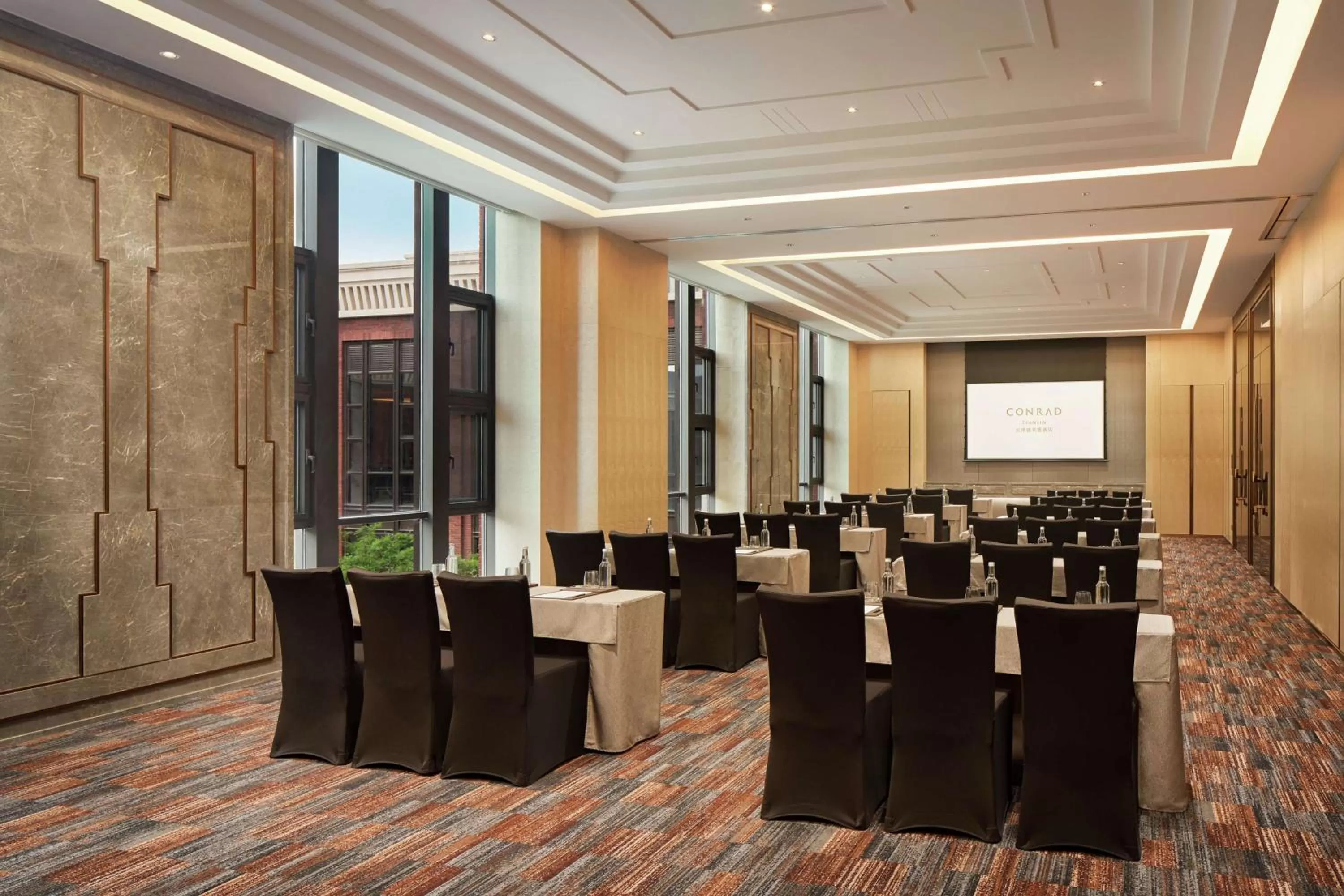 Meeting/conference room in Conrad Tianjin
