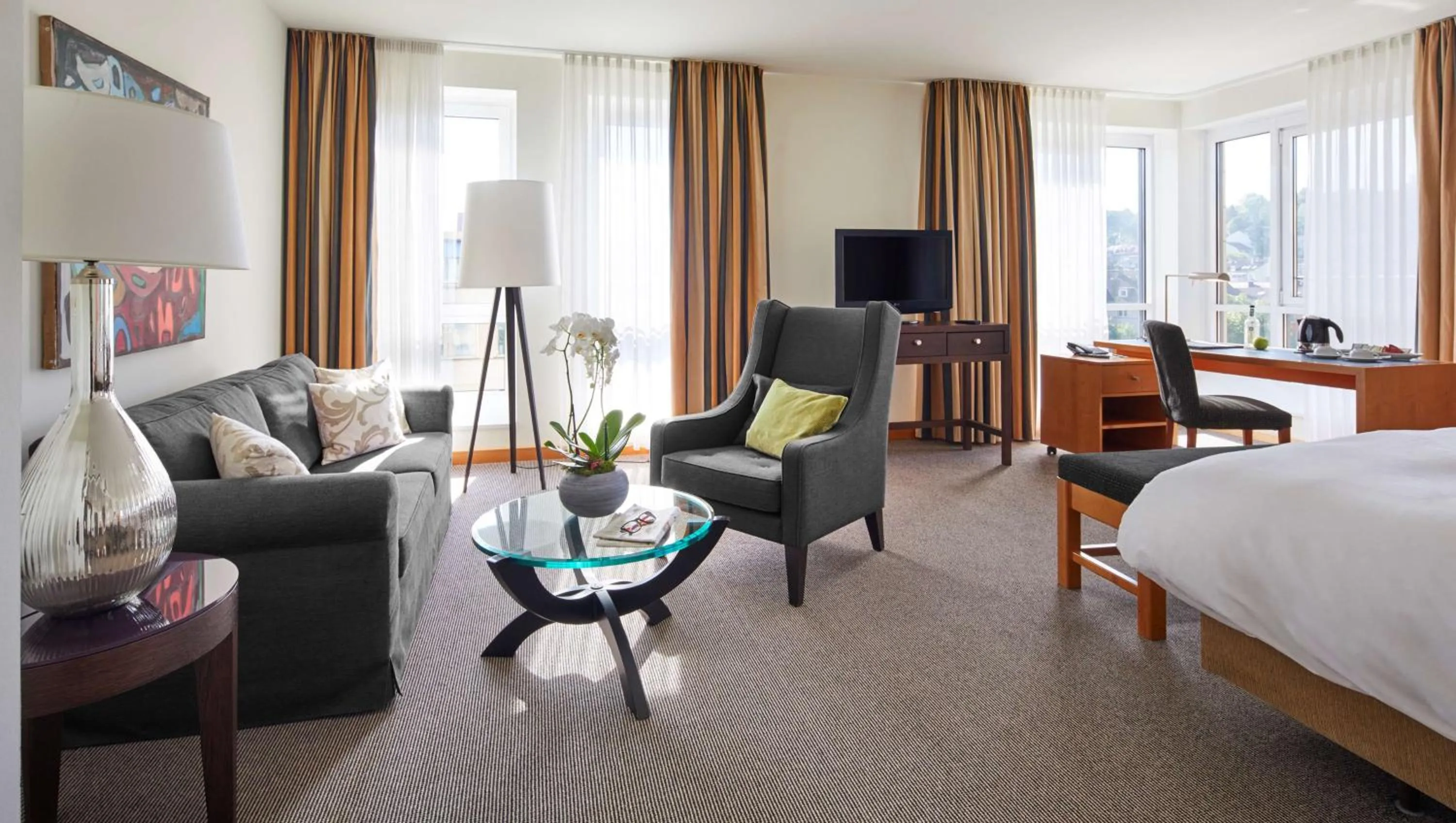 Photo of the whole room, Bed in Parkhotel Pforzheim