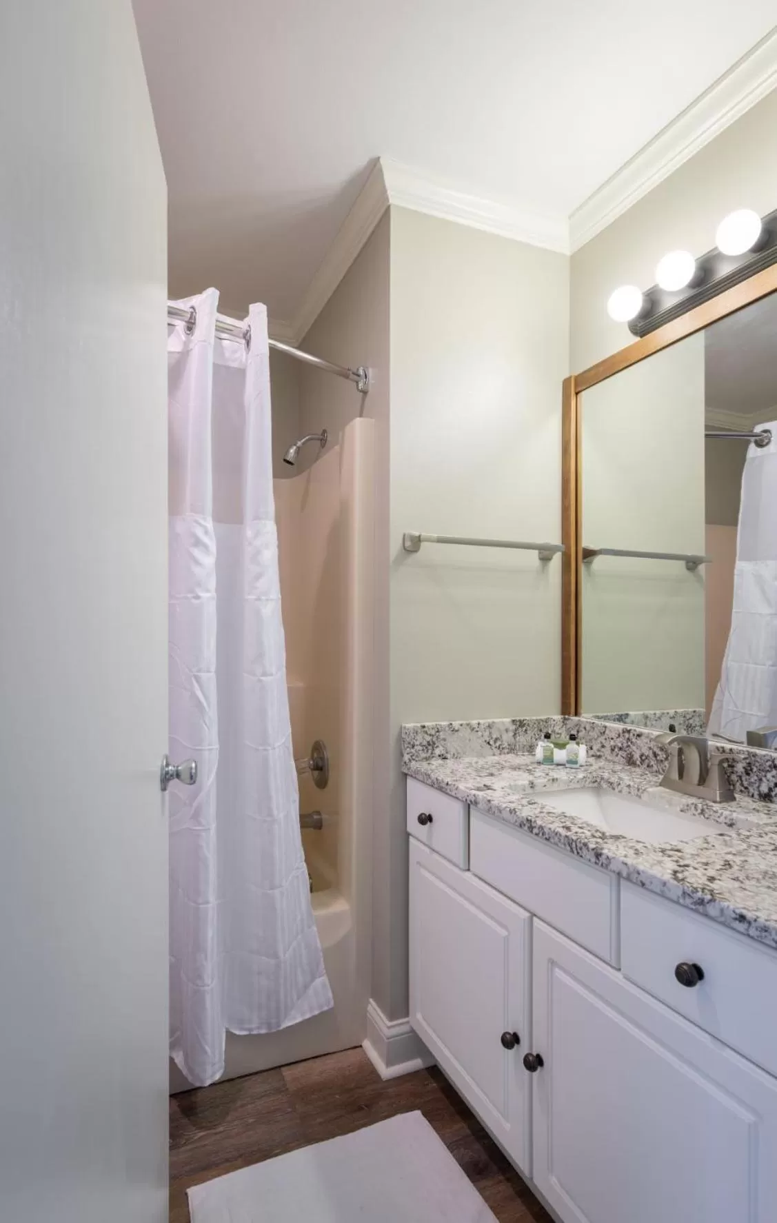 Bathroom in The VUE Boutique Hotel & Boathouse