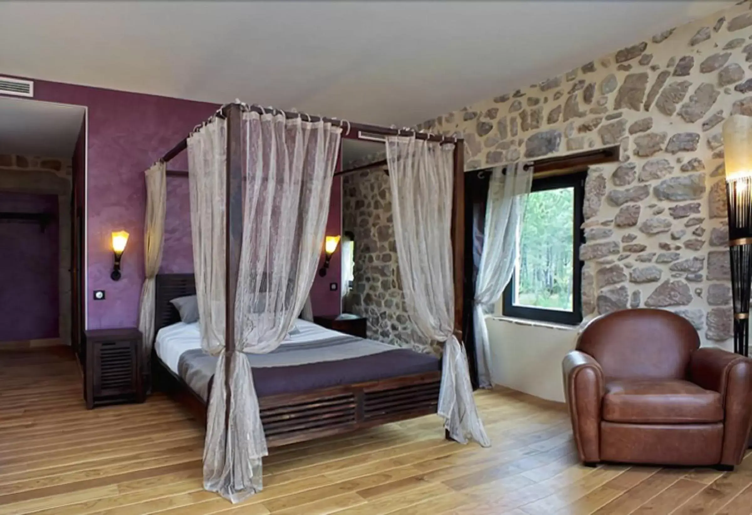 Suite with Pool View in Le Mas de Baume Suite with Pool View in Le Mas de Baume