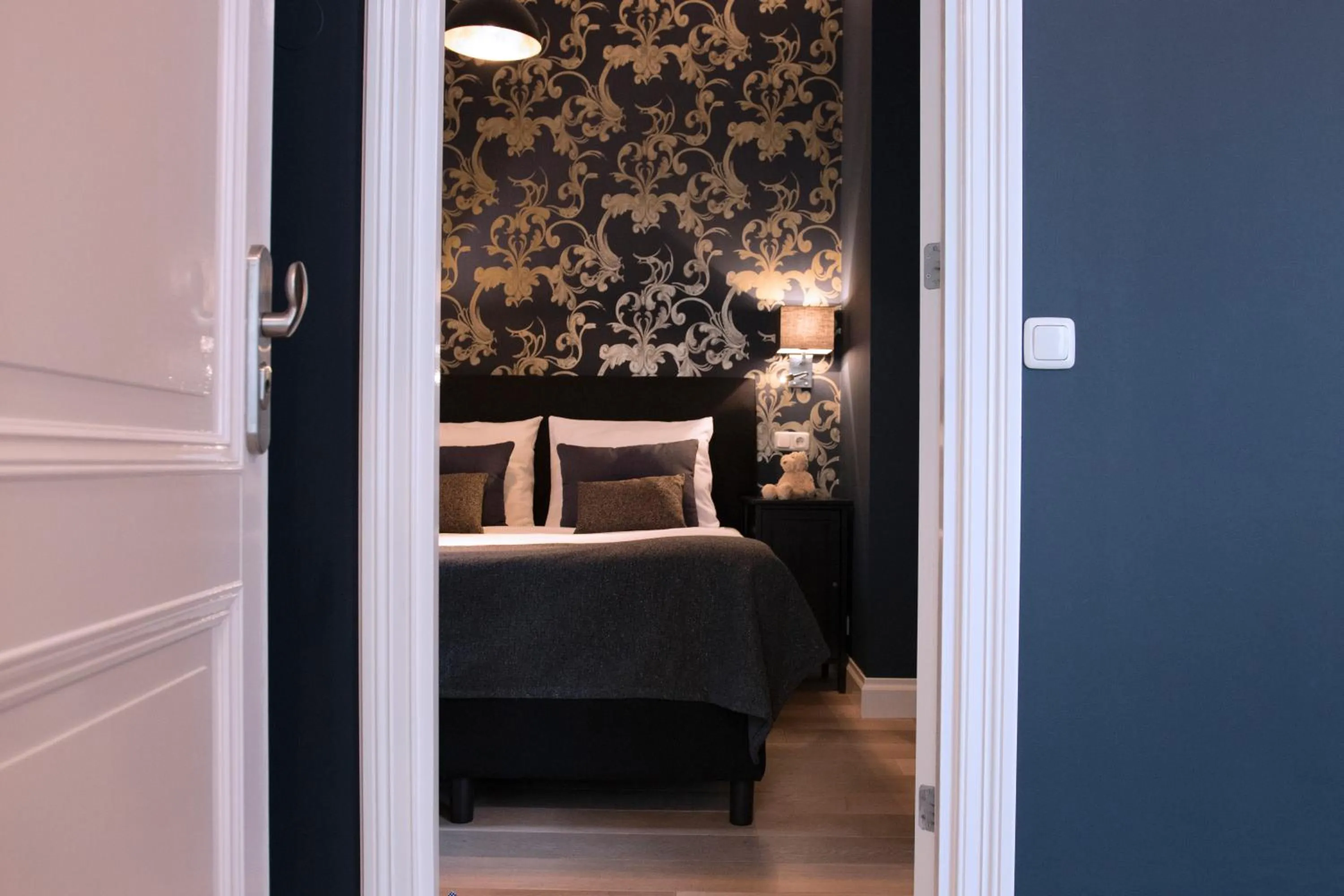 Photo of the whole room, Bed in Grand Canal Boutique Hotel