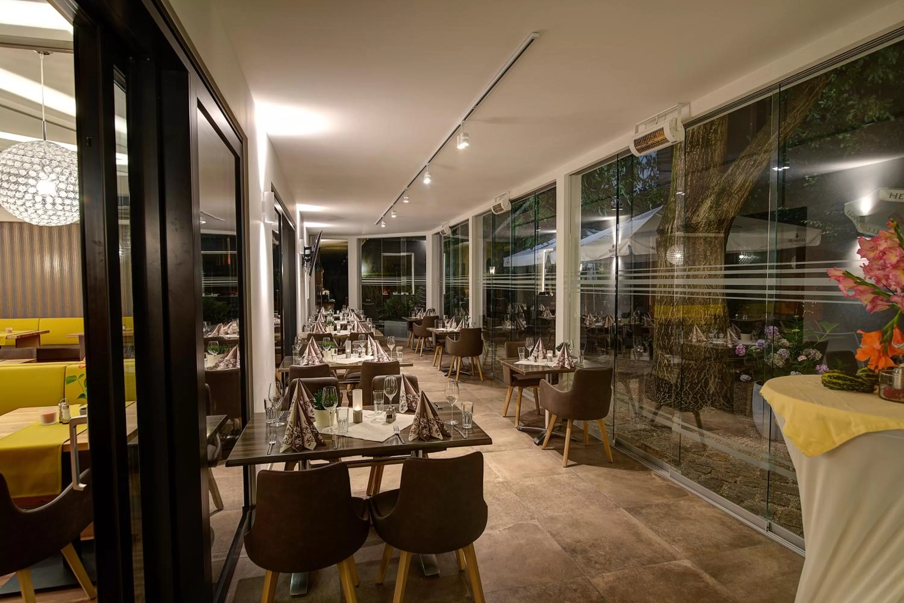 Restaurant/places to eat in Hotel zur Post