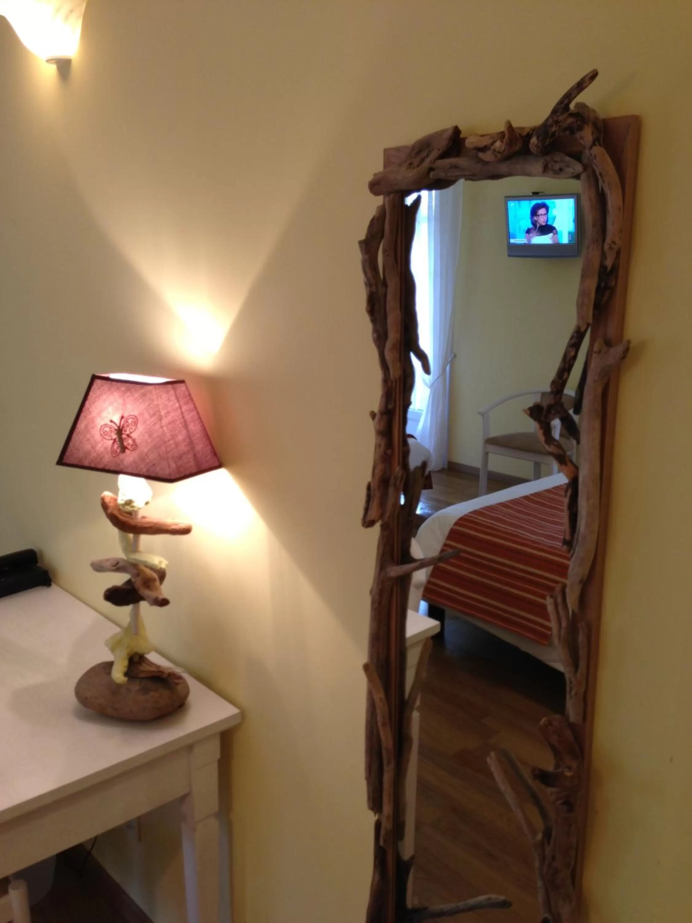 Bed in Auberge les Oliviers