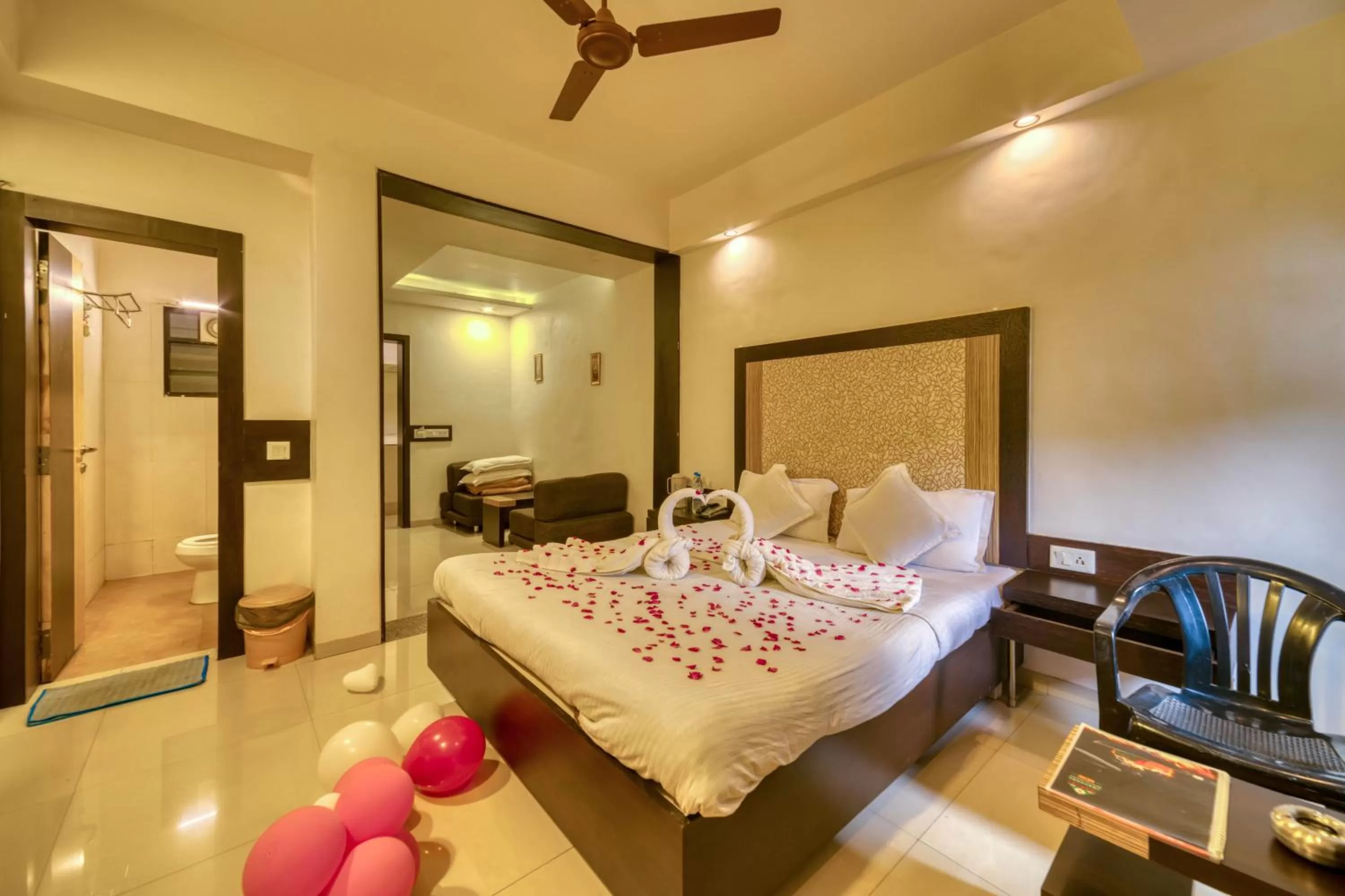 Bed in Hotel Ashwin Igatpuri, Pure Veg & Jain Food